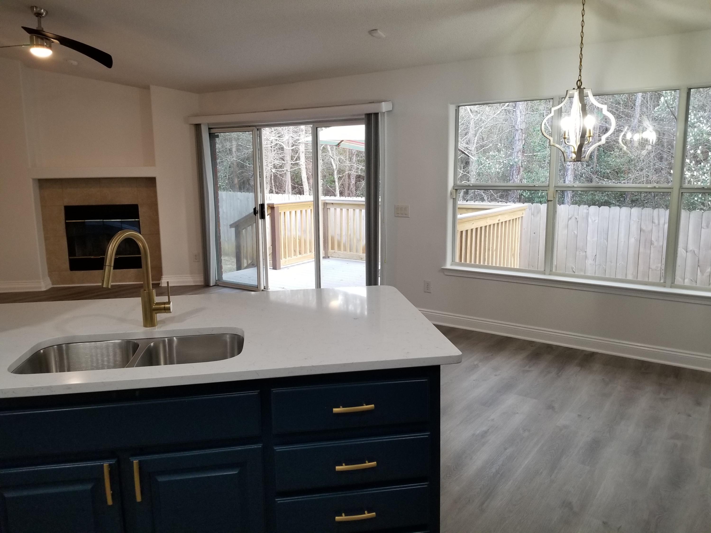 HOLLEY BY THE SEA - Residential