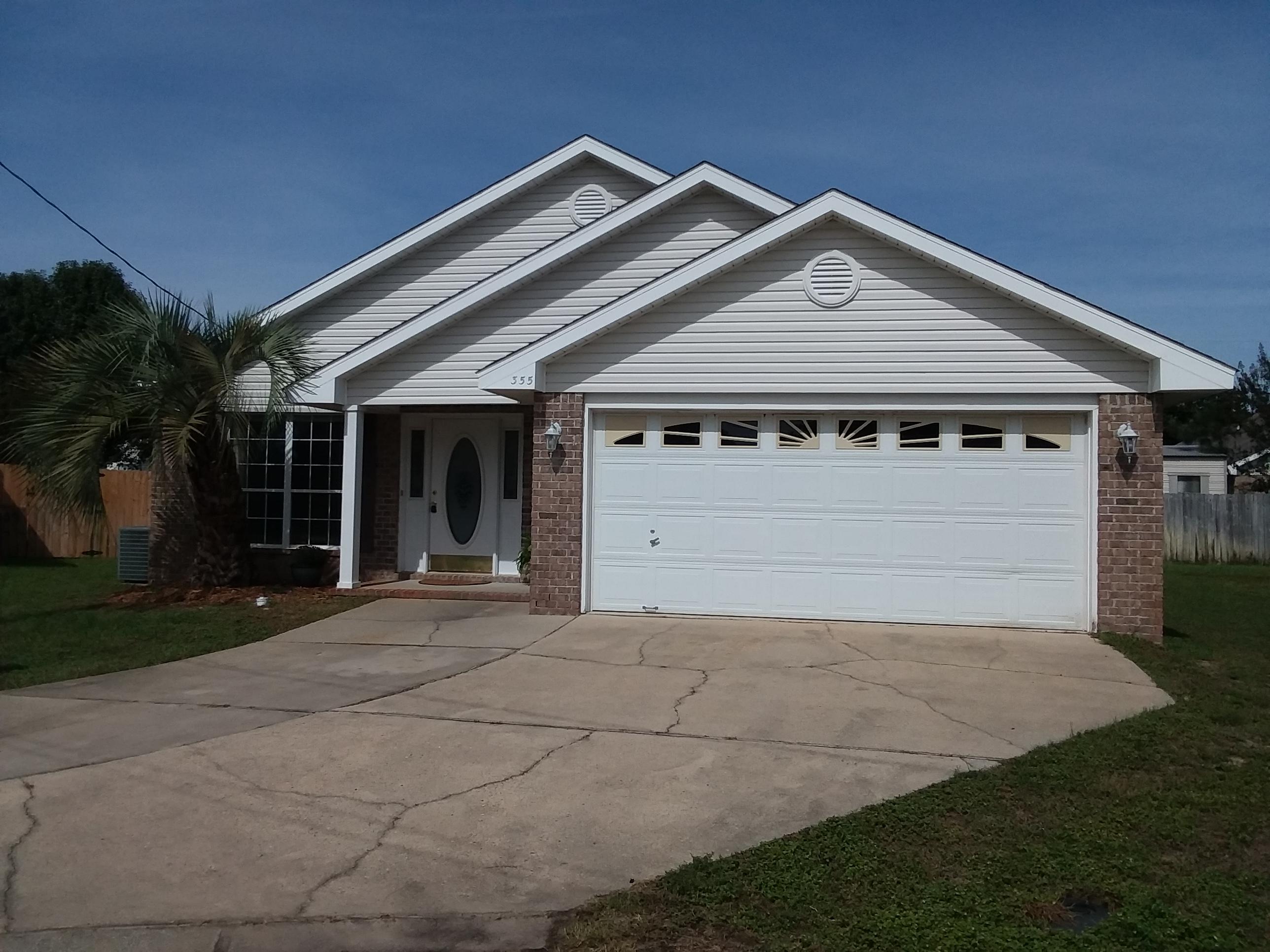 3 Bedroom/ 2 Bath home located on a Cul-de- sac in a quiet neighborhood near Hurlburt Field, schools, shopping and the Beautiful Beaches of the Gulf Coast. Large open Kitchen with lots of Cabinets, Pantry and Breakfast Counter. Having Vaulted Ceilings, this home actually feels much larger than it actually is. The home also features 2 Linen Closets and a Coat Closet in the Foyer for extra storage.