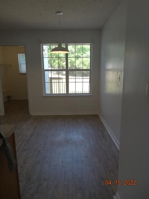 Metes & Bounds Aurora Duplex - Residential Lease