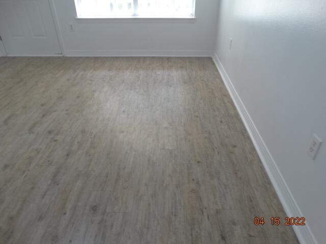 Metes & Bounds Aurora Duplex - Residential Lease