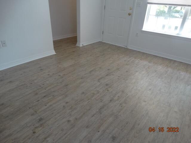 Metes & Bounds Aurora Duplex - Residential Lease