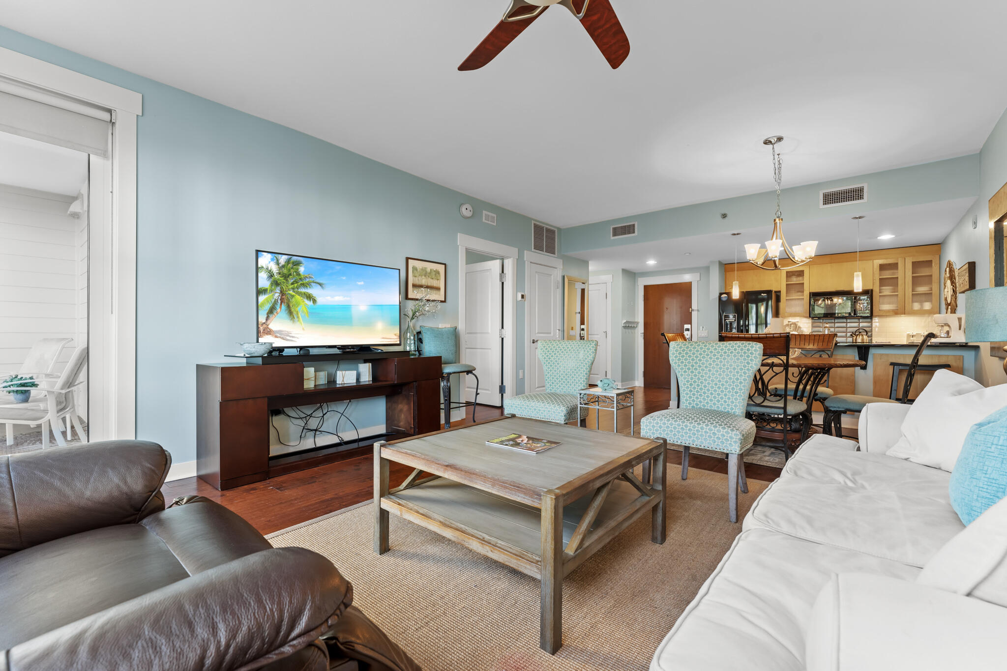 BAHIA CONDO - Residential