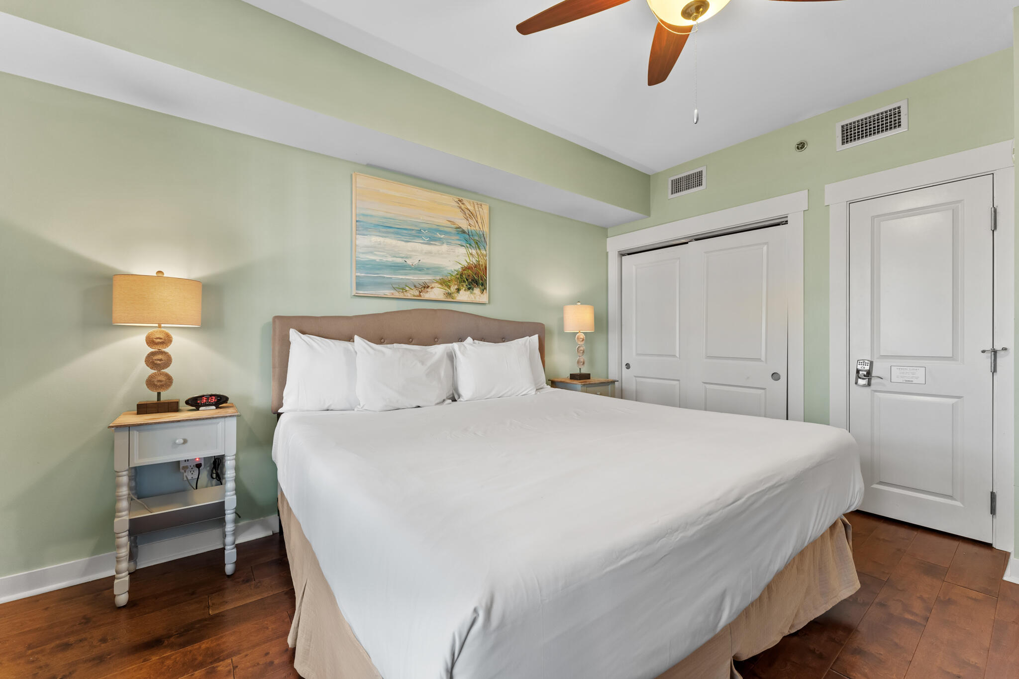 BAHIA CONDO - Residential