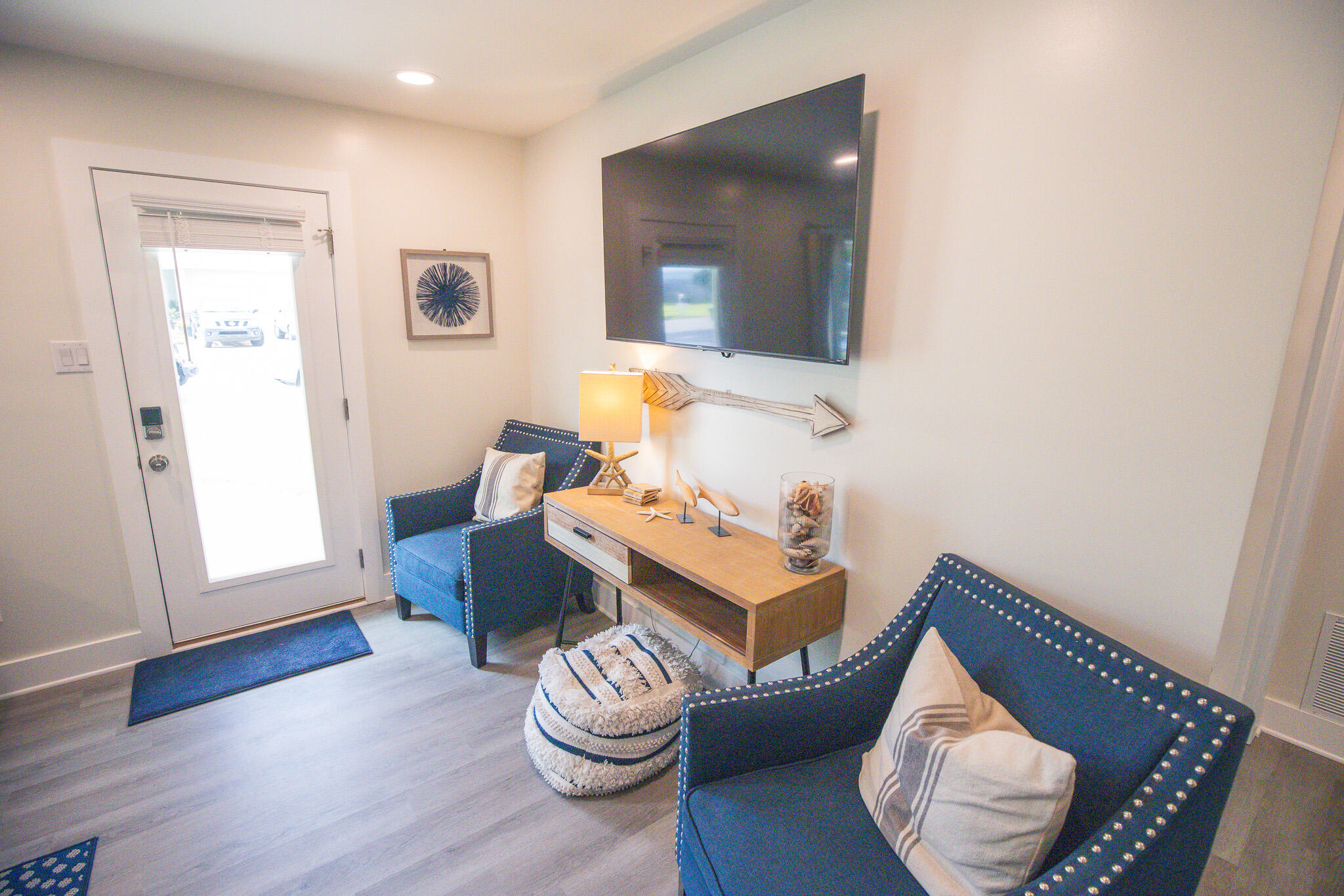 RIVIERA BEACH - Residential