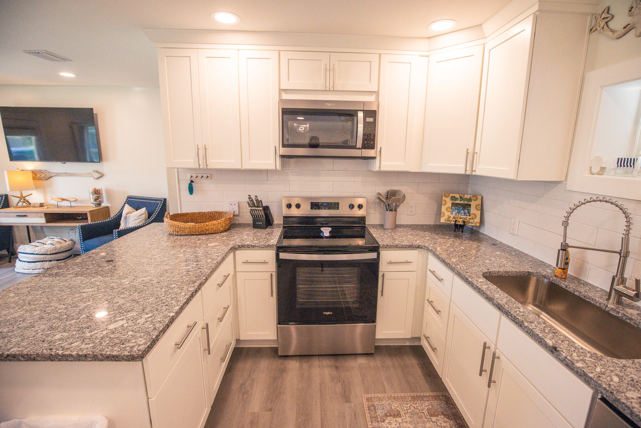 RIVIERA BEACH - Residential