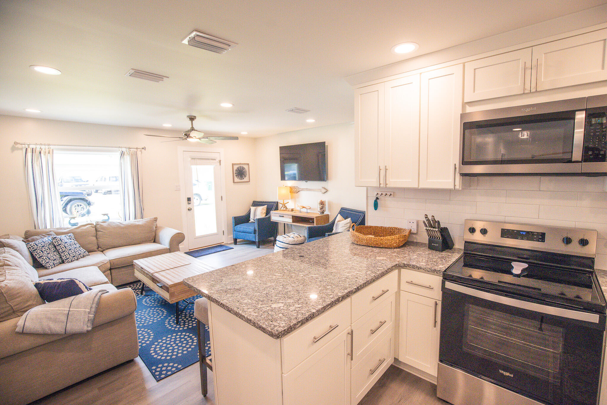 RIVIERA BEACH - Residential