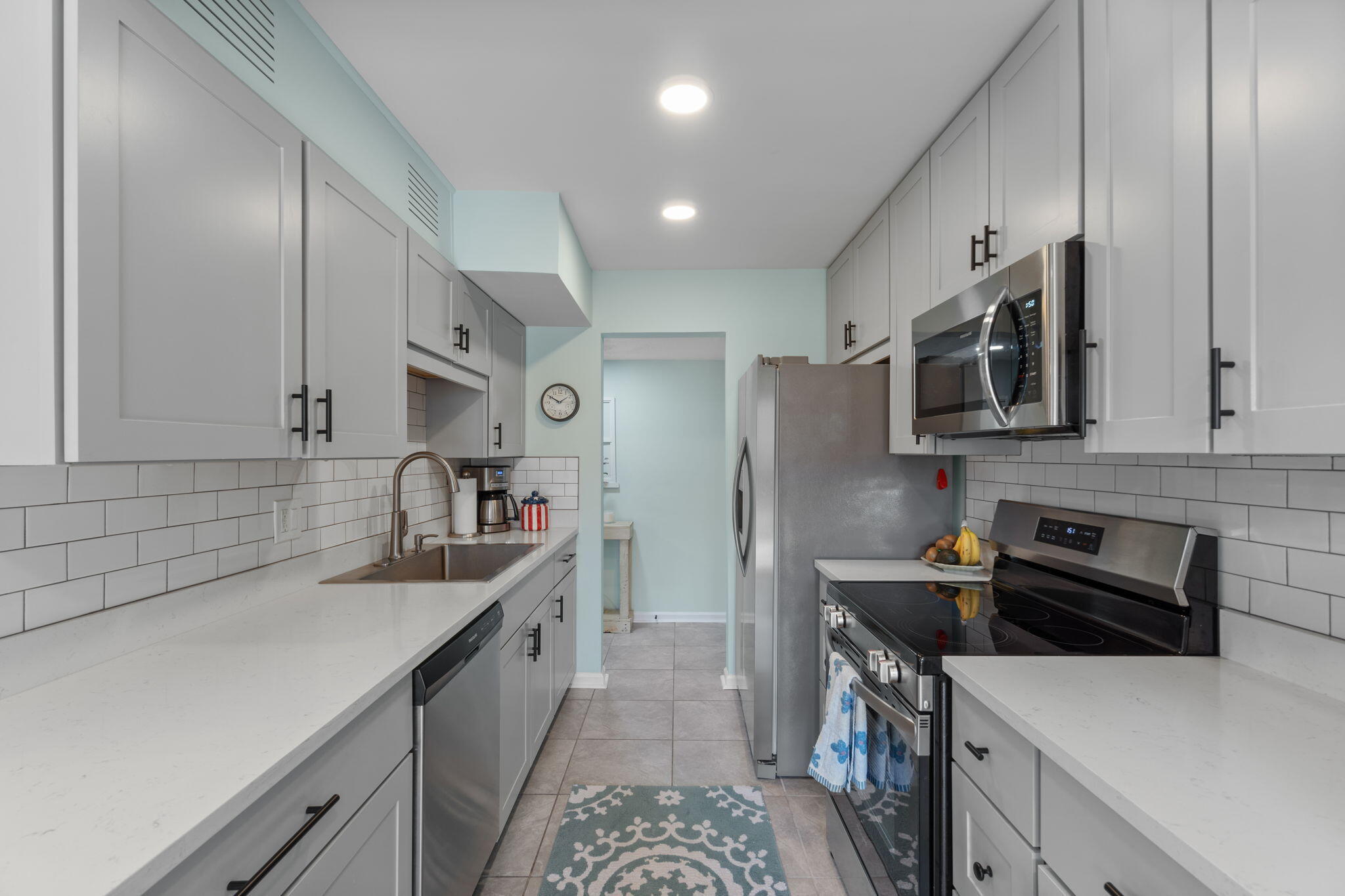 SEASCAPE CONDO GARDEN VILLA - Residential