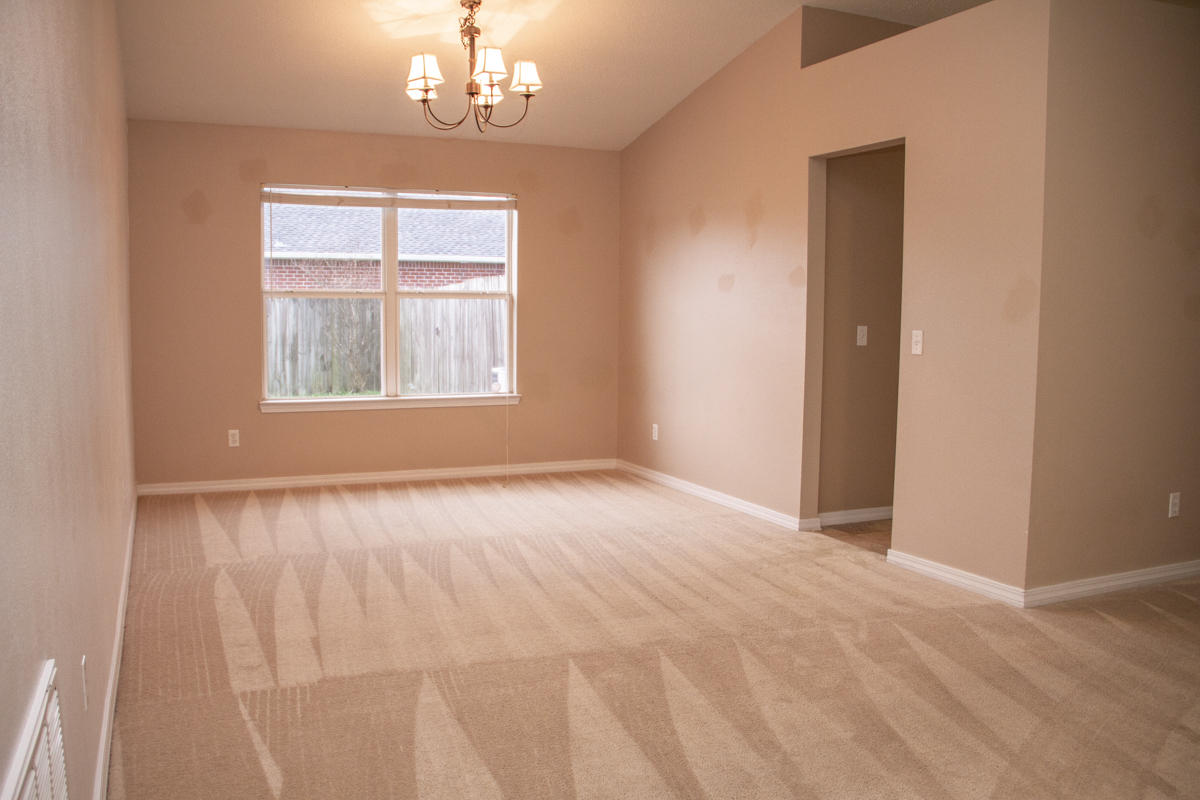 NORTHVIEW ESTATES 5TH ADDN - Residential Lease
