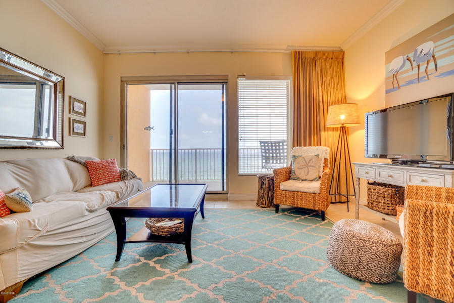 TREASURE ISLAND - Residential
