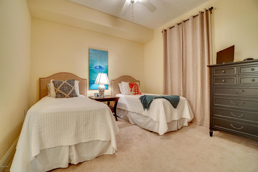 TREASURE ISLAND - Residential