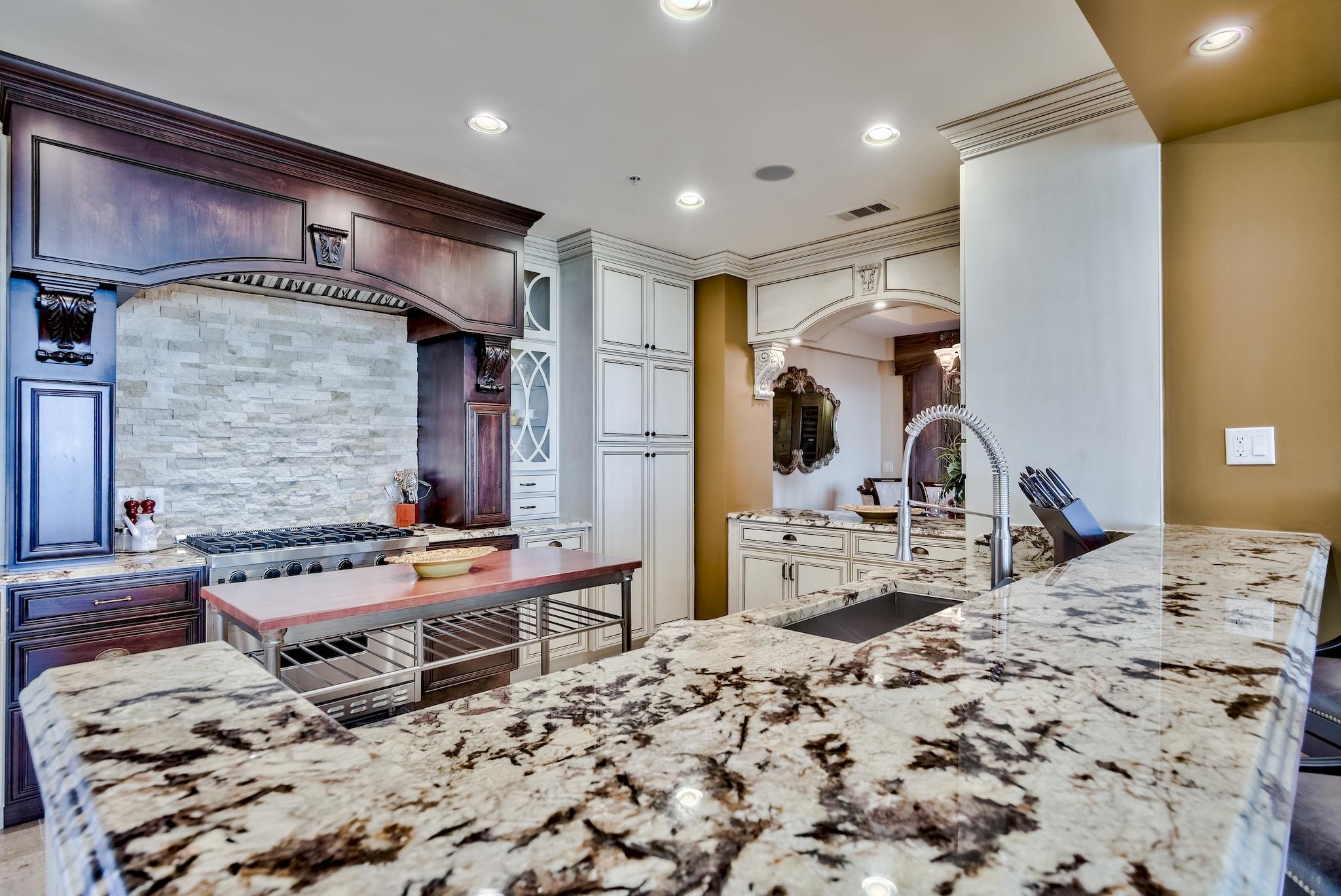 ONE WATER PLACE - Residential