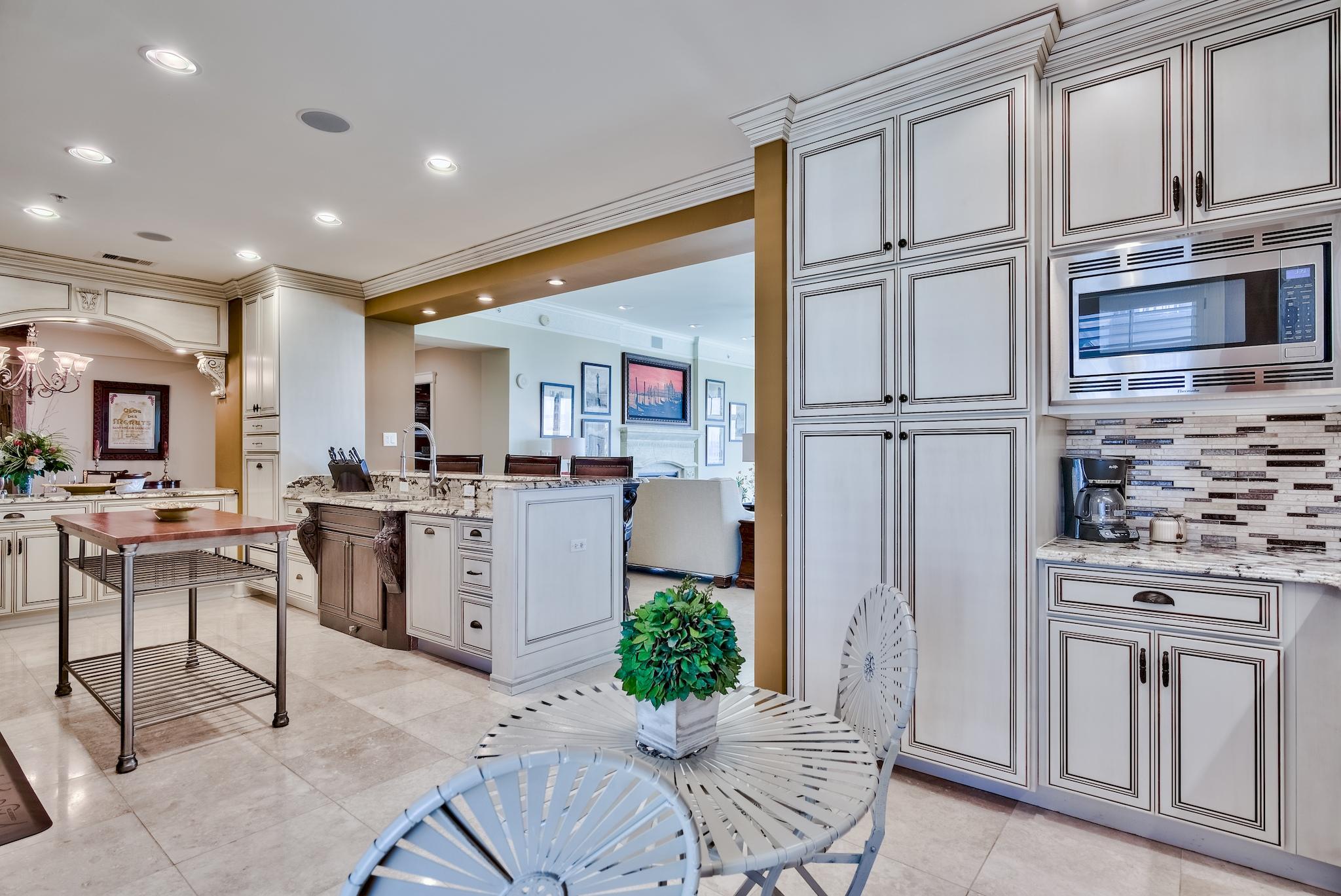 ONE WATER PLACE - Residential