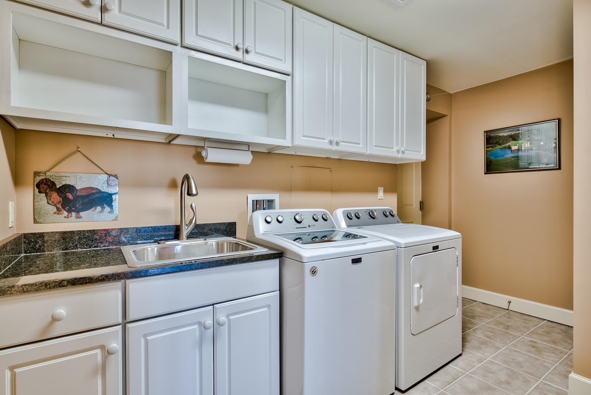 ONE WATER PLACE - Residential