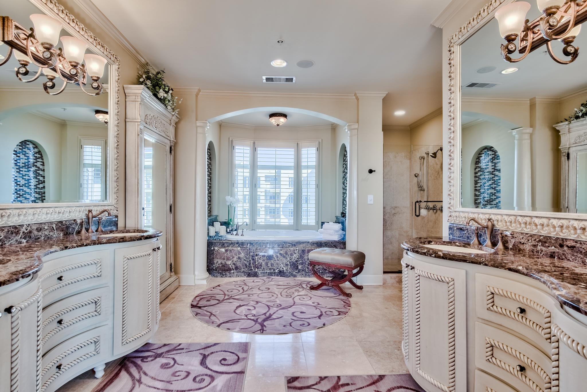 ONE WATER PLACE - Residential