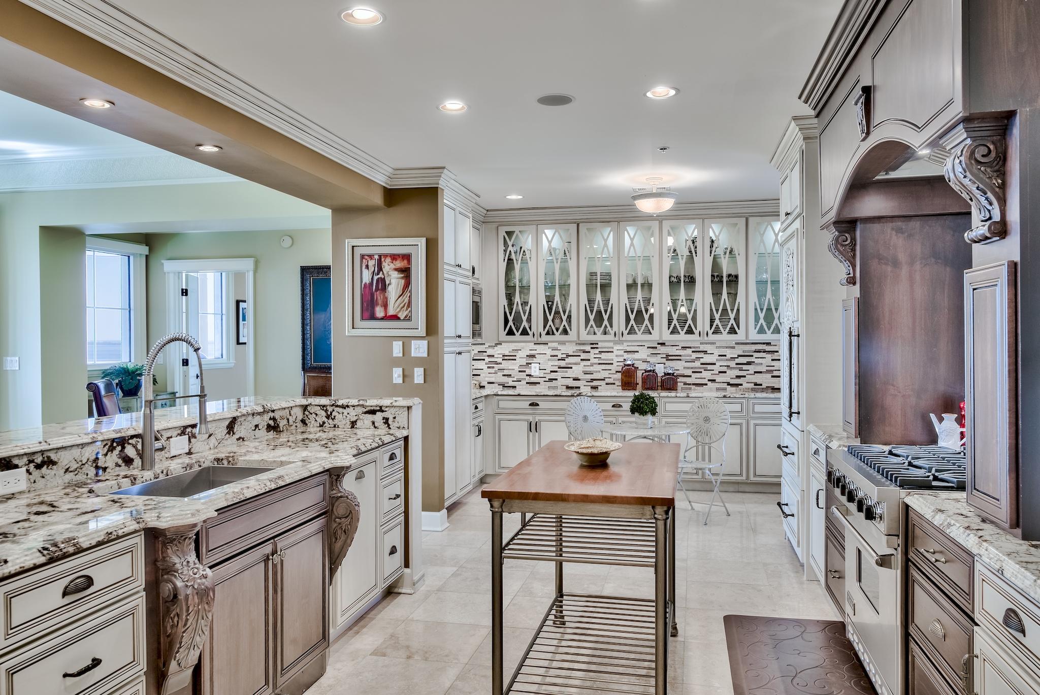 ONE WATER PLACE - Residential
