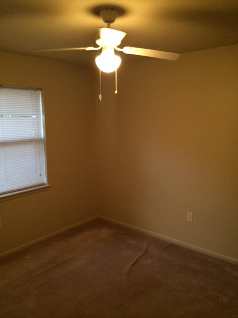 PORT DIXIE - Residential Lease