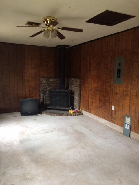 PORT DIXIE - Residential Lease
