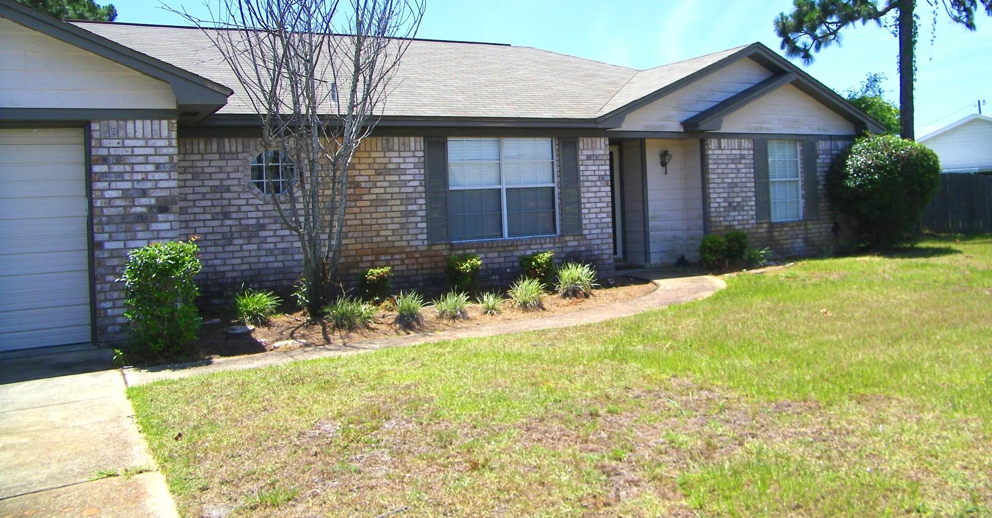 SANDALWOOD - Residential Lease