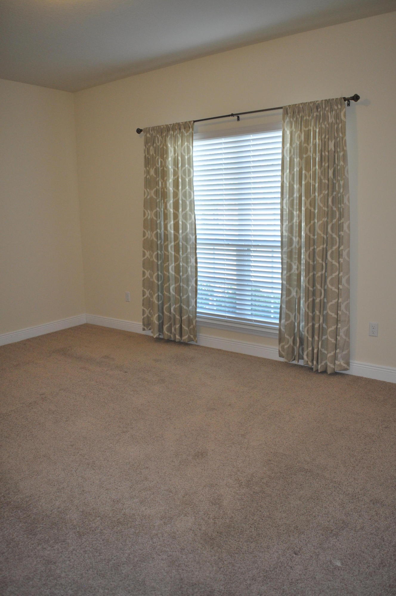 HAMMOCK BAY - Residential Lease