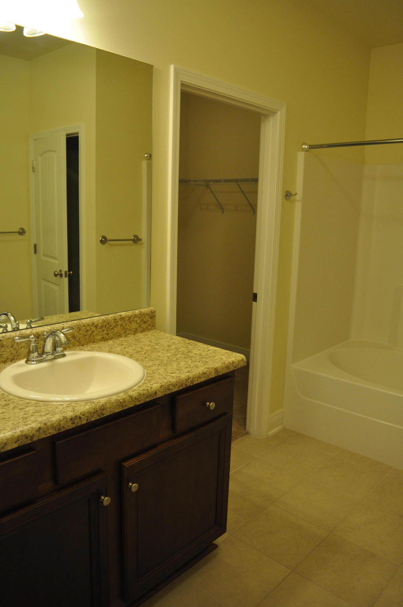 HAMMOCK BAY - Residential Lease