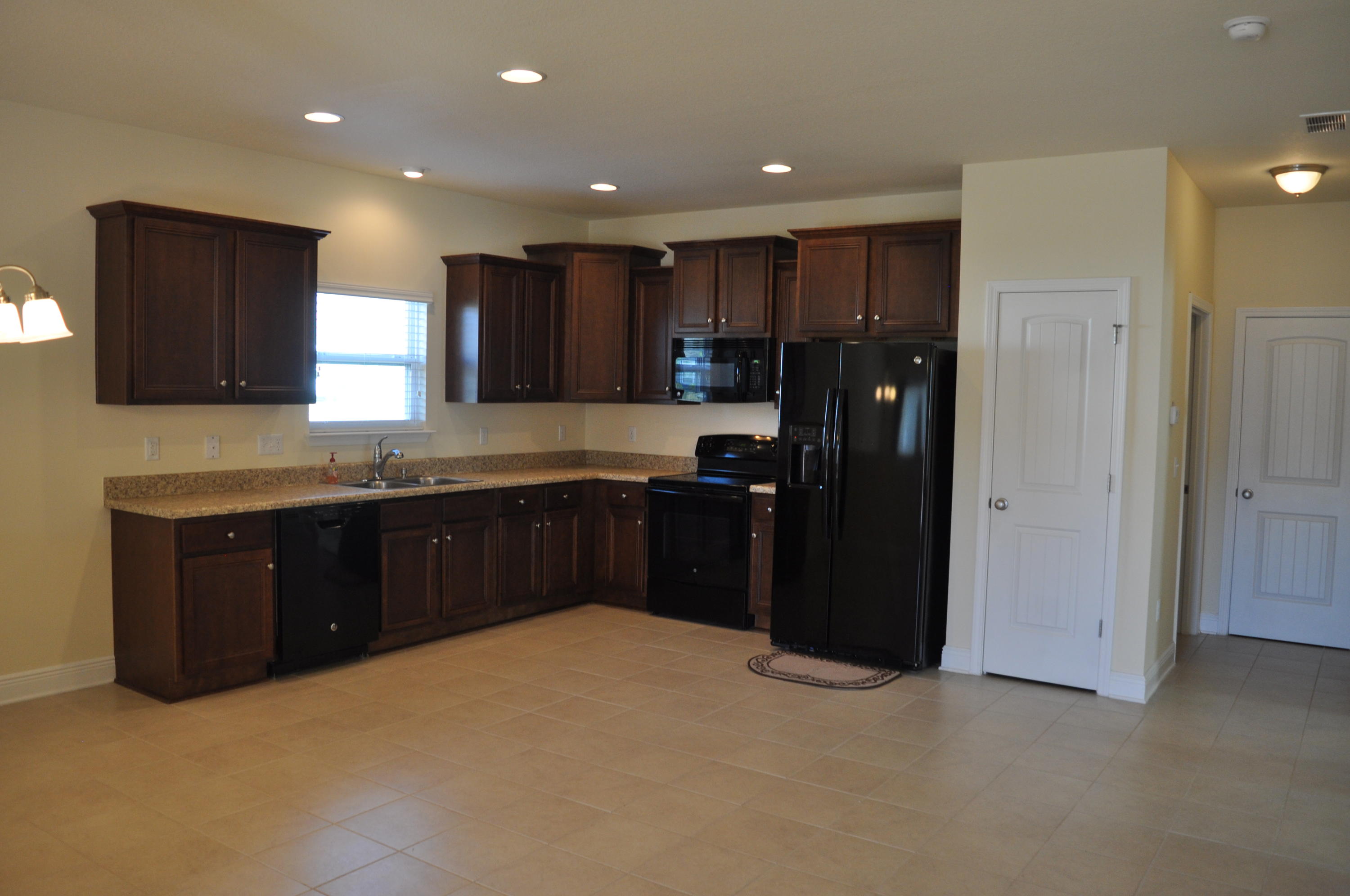 HAMMOCK BAY - Residential Lease