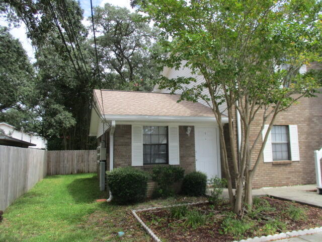 FWB CENTRAL - Residential Lease