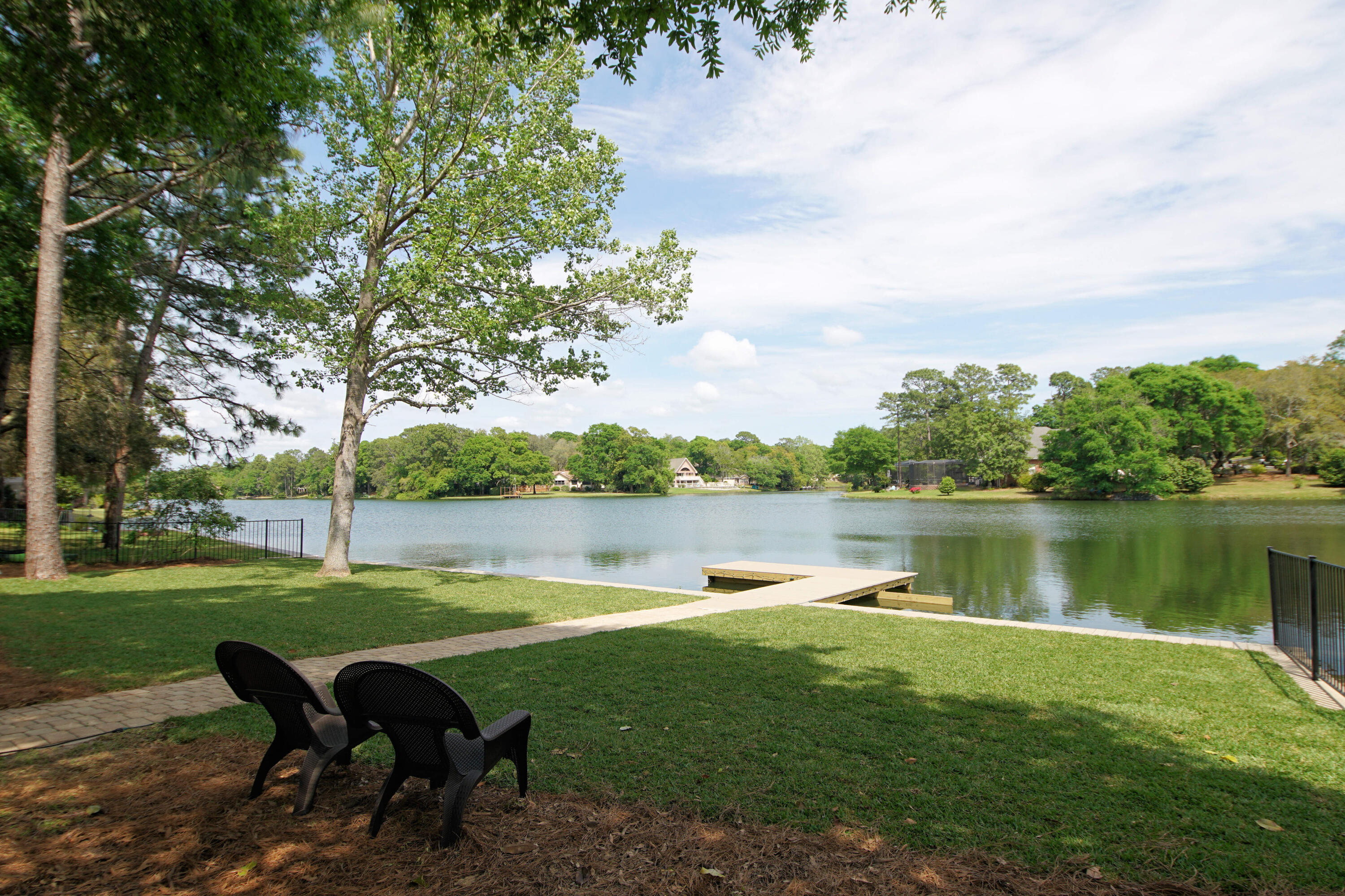 LAKE WAY VILLAS 2 - Residential Lease