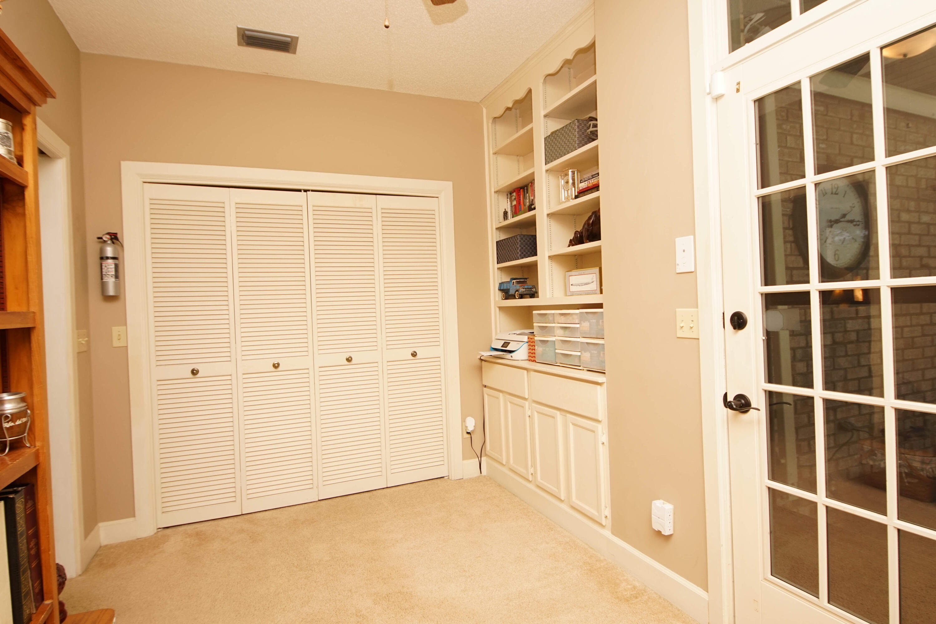LAKE WAY VILLAS 2 - Residential Lease