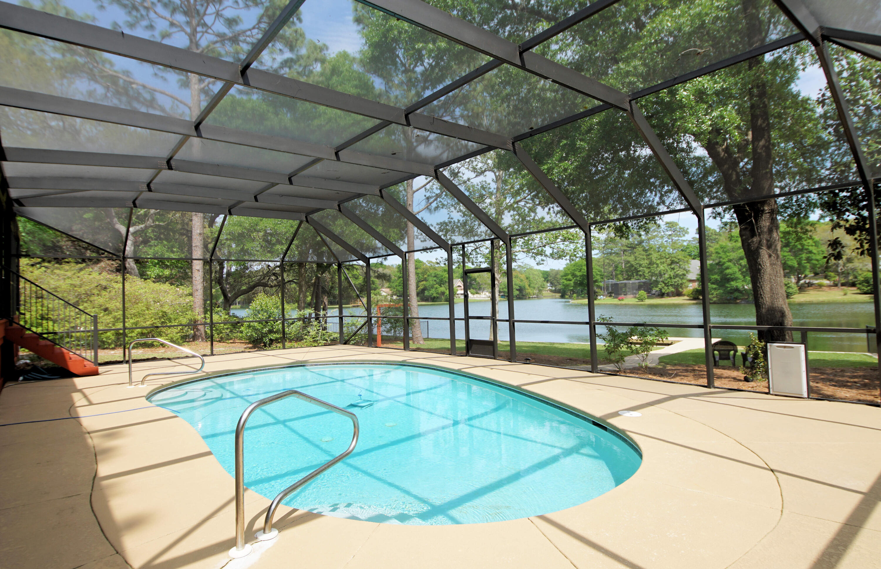 LAKE WAY VILLAS 2 - Residential Lease