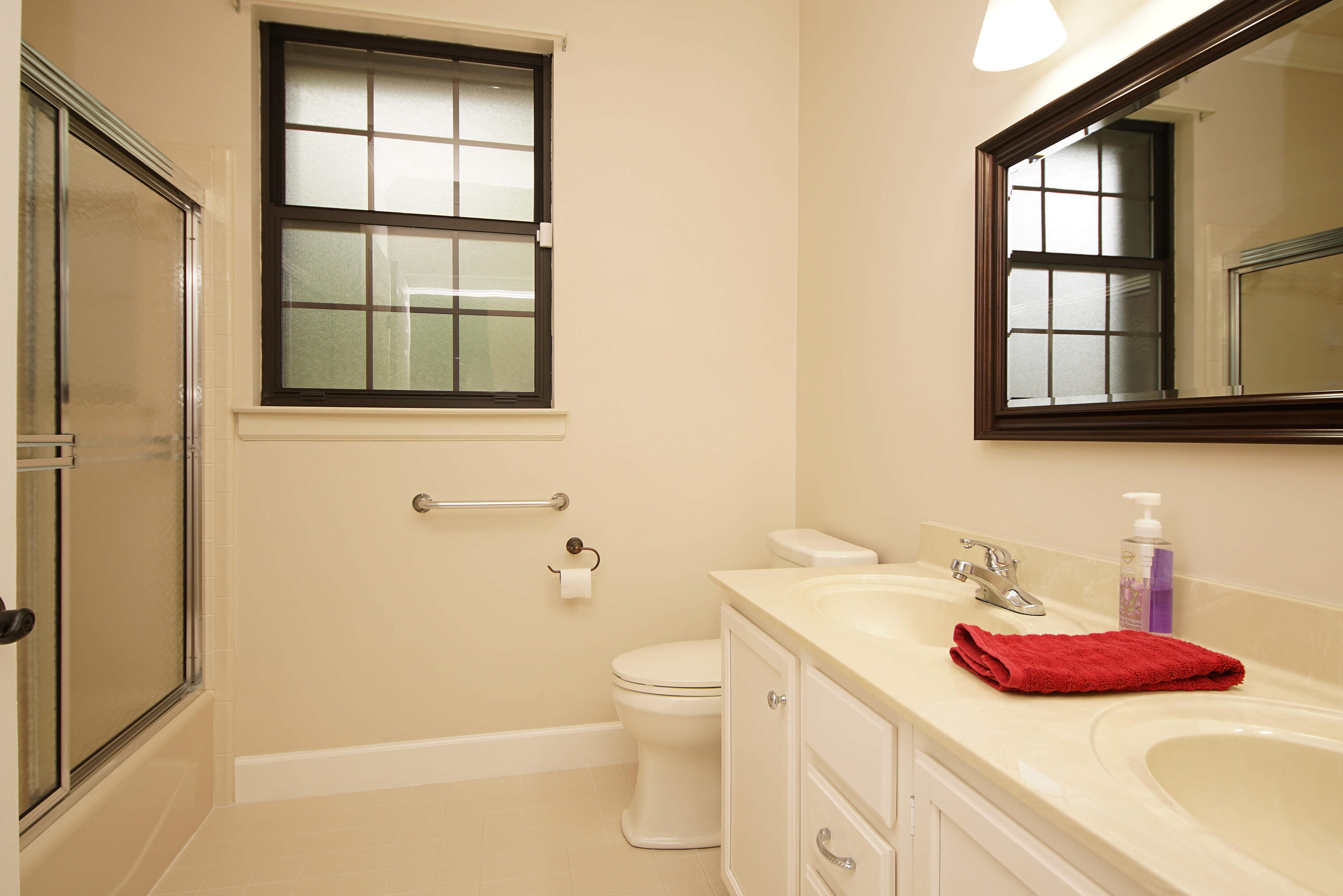 LAKE WAY VILLAS 2 - Residential Lease