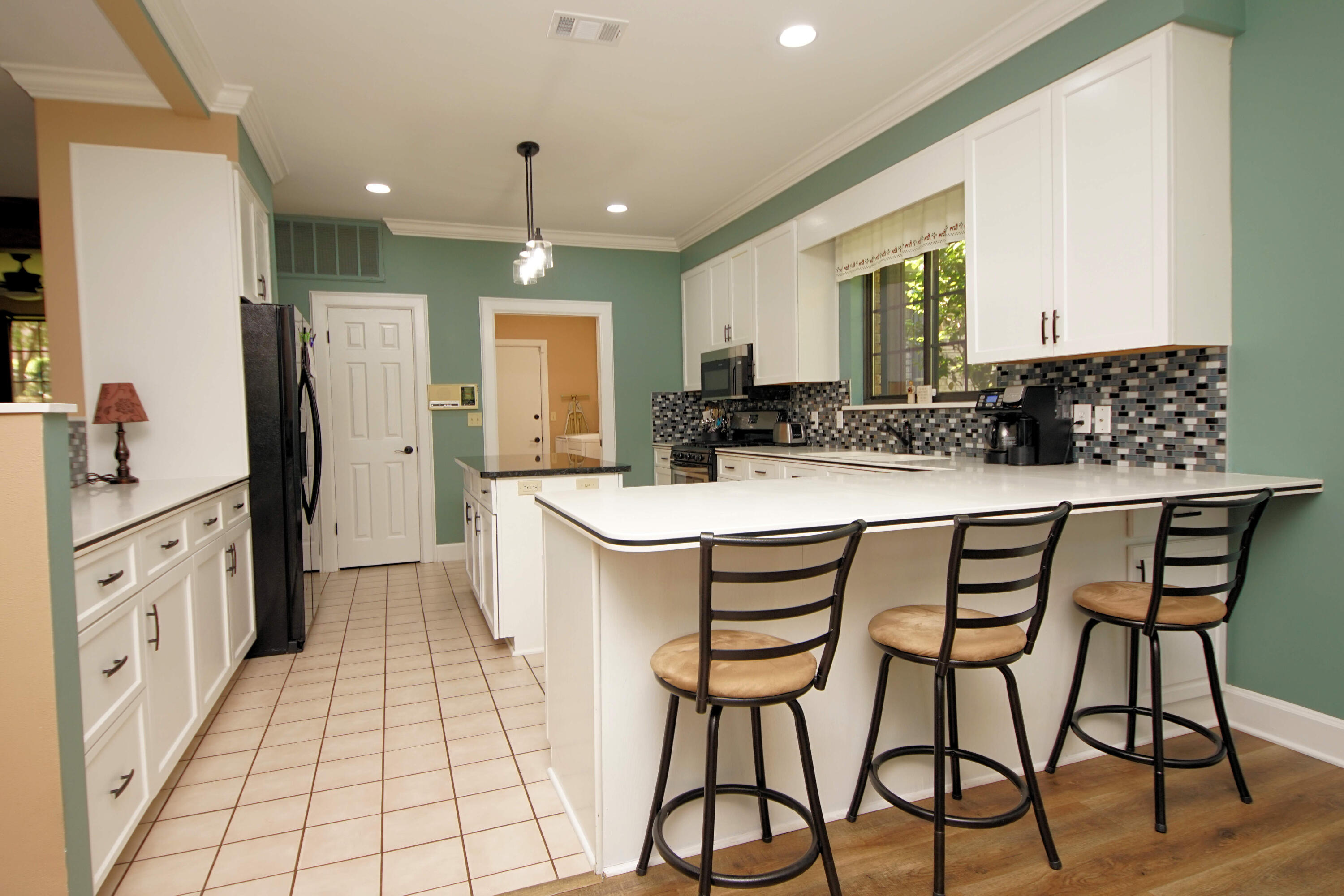 LAKE WAY VILLAS 2 - Residential Lease