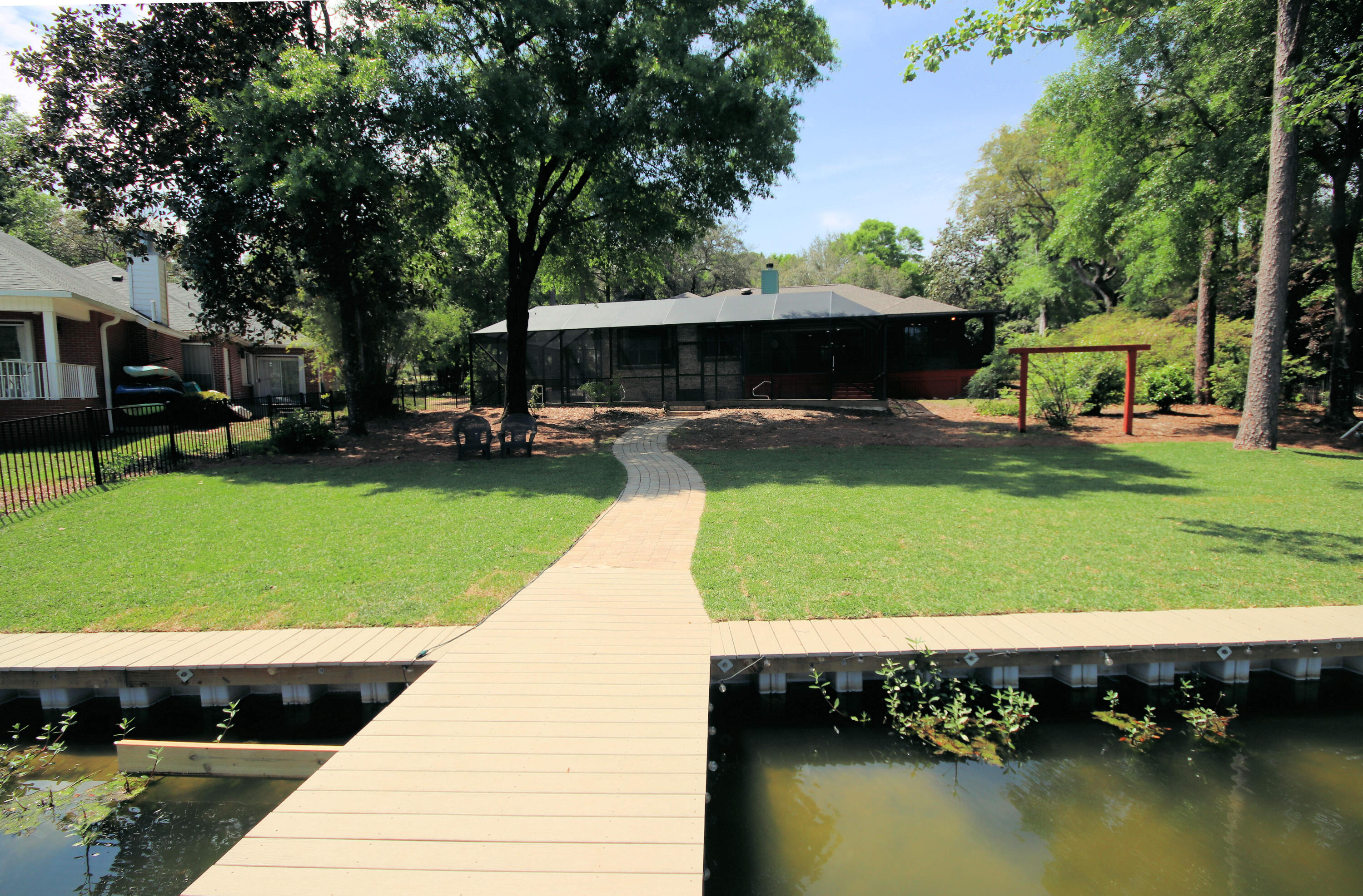LAKE WAY VILLAS 2 - Residential Lease