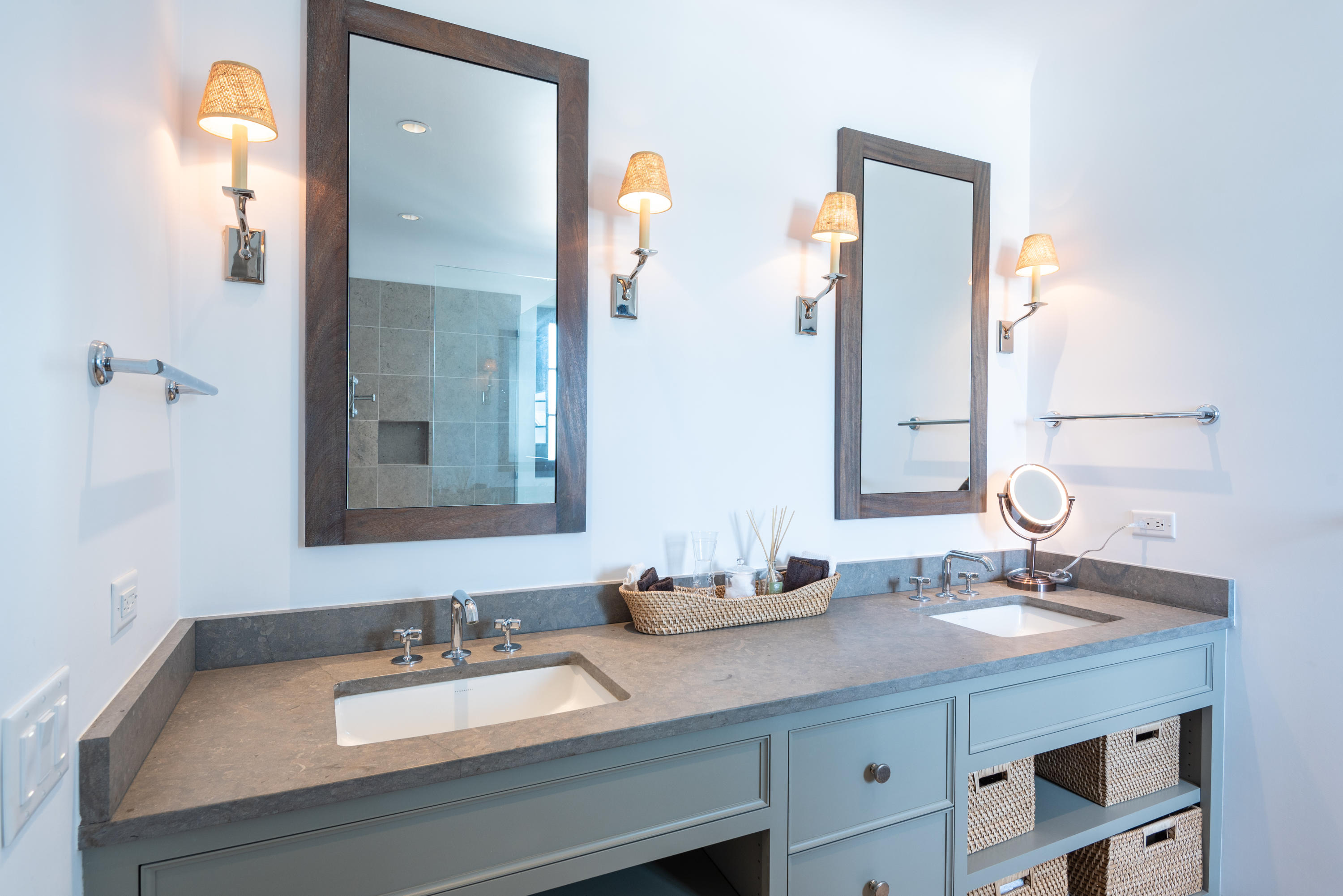 SEAGROVE 1ST ADDN - Residential