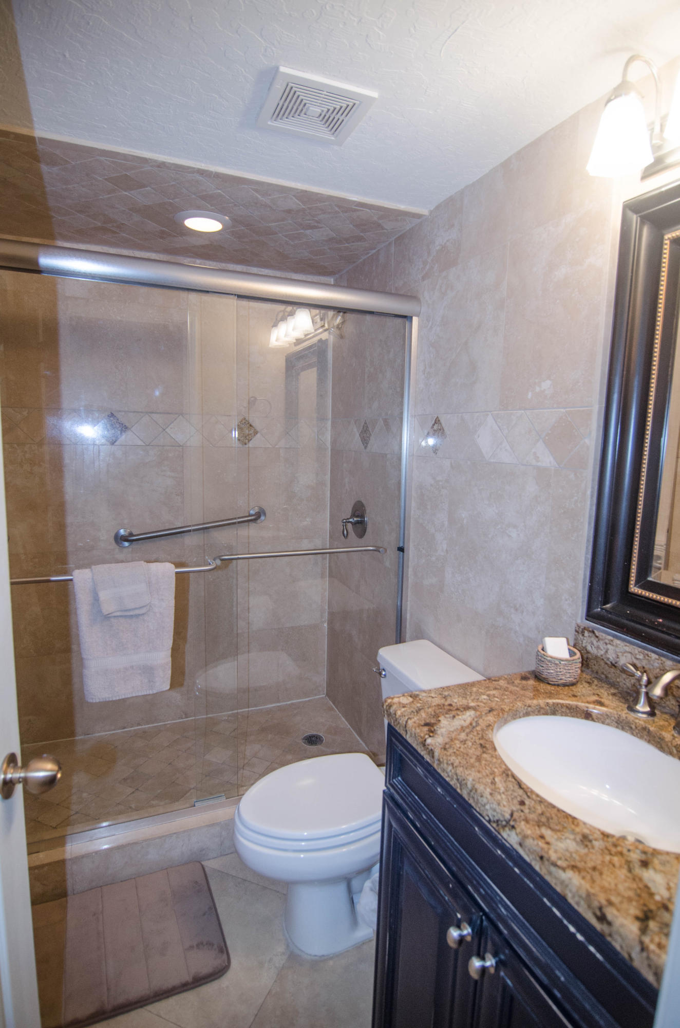 JADE EAST TOWERS CONDO - Residential