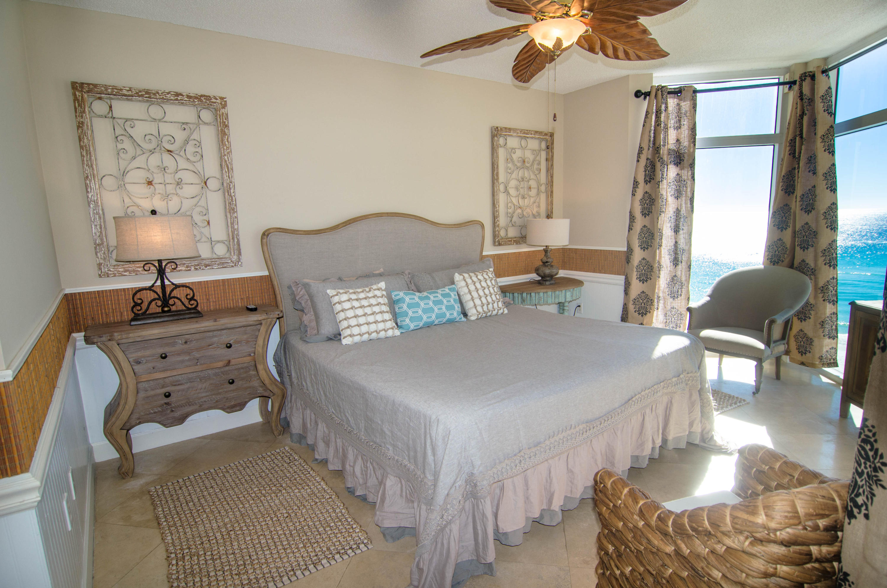 JADE EAST TOWERS CONDO - Residential
