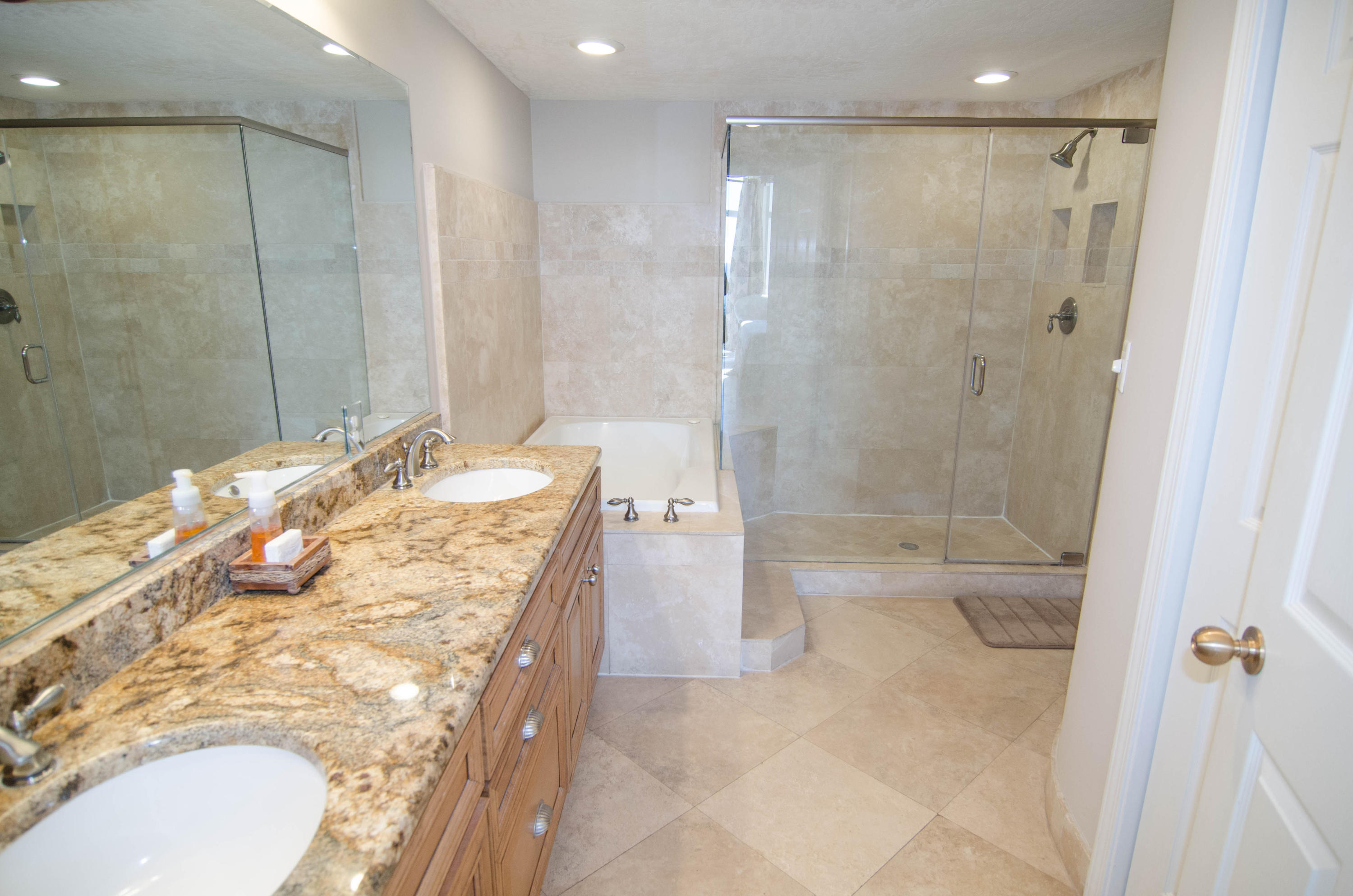 JADE EAST TOWERS CONDO - Residential