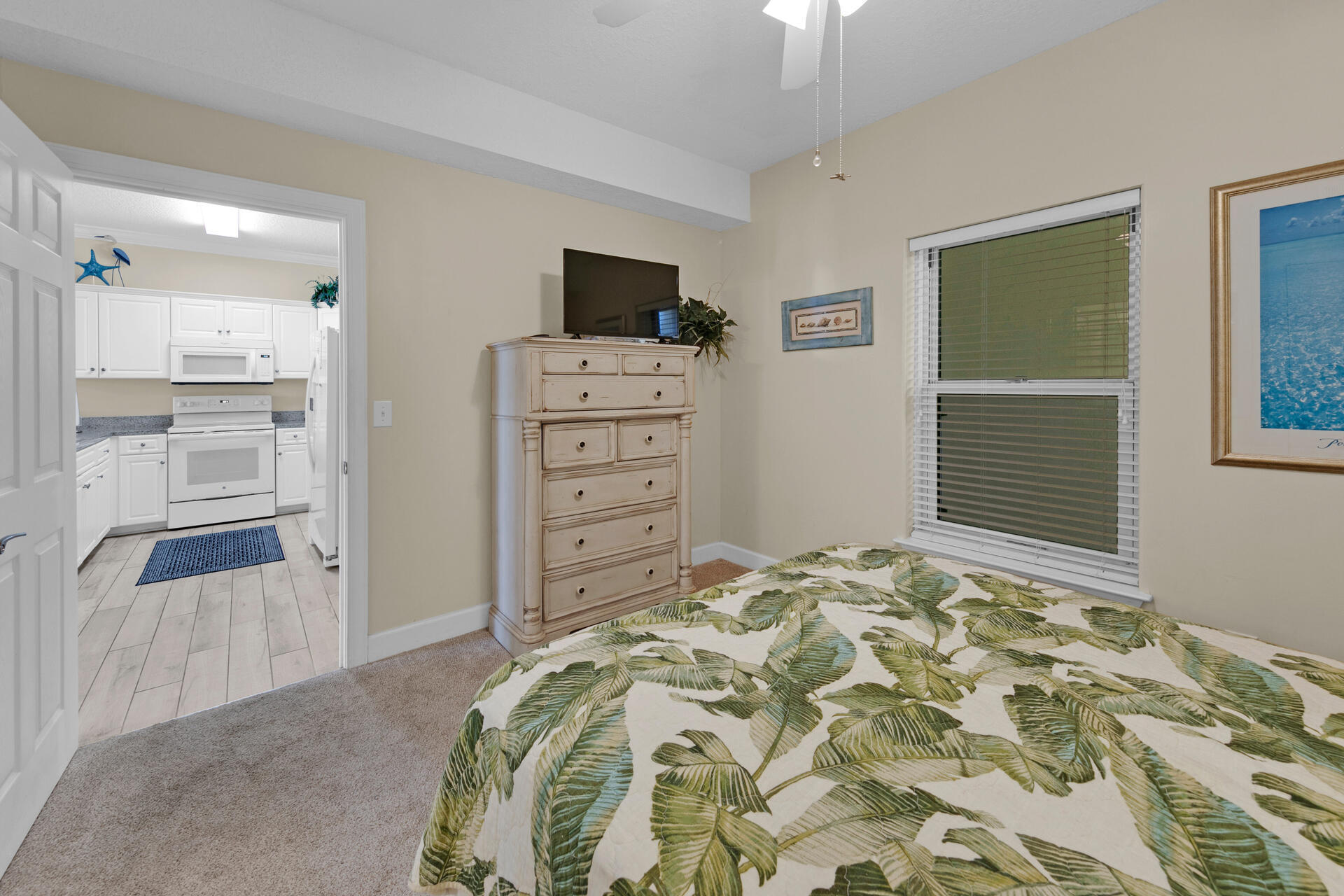 EMERALD ISLE - Residential