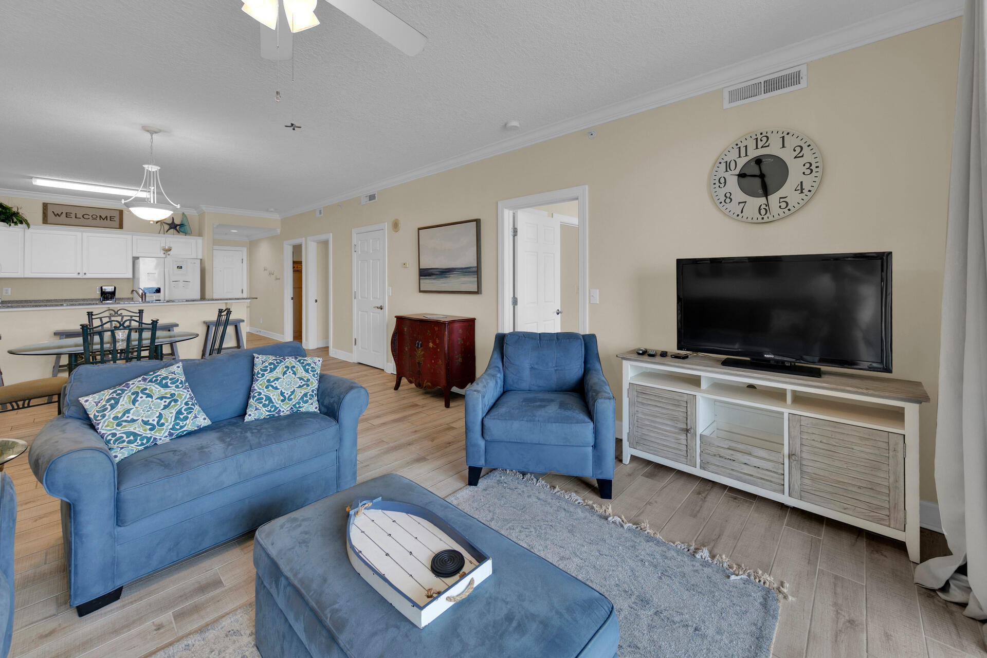 EMERALD ISLE - Residential