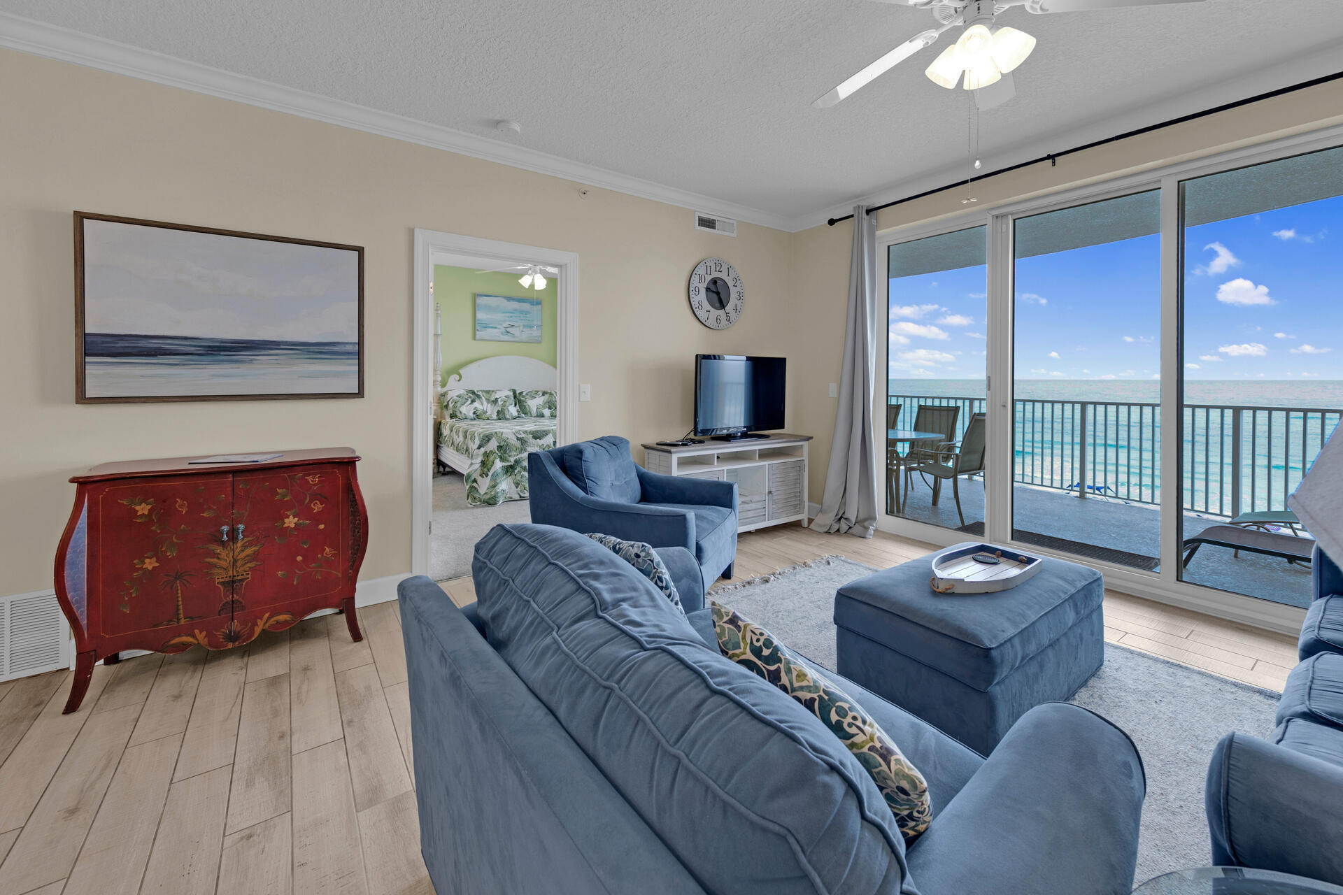 EMERALD ISLE - Residential