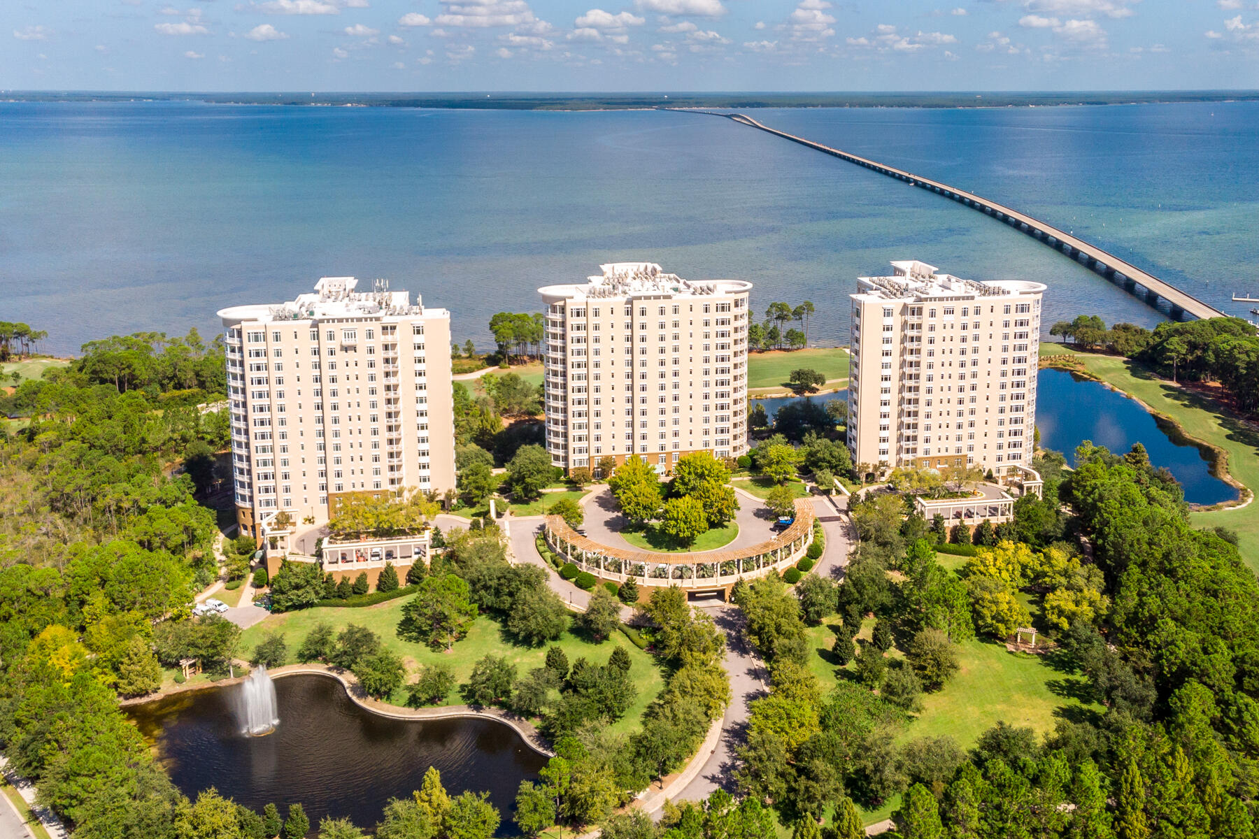 ONE WATER PLACE - Residential