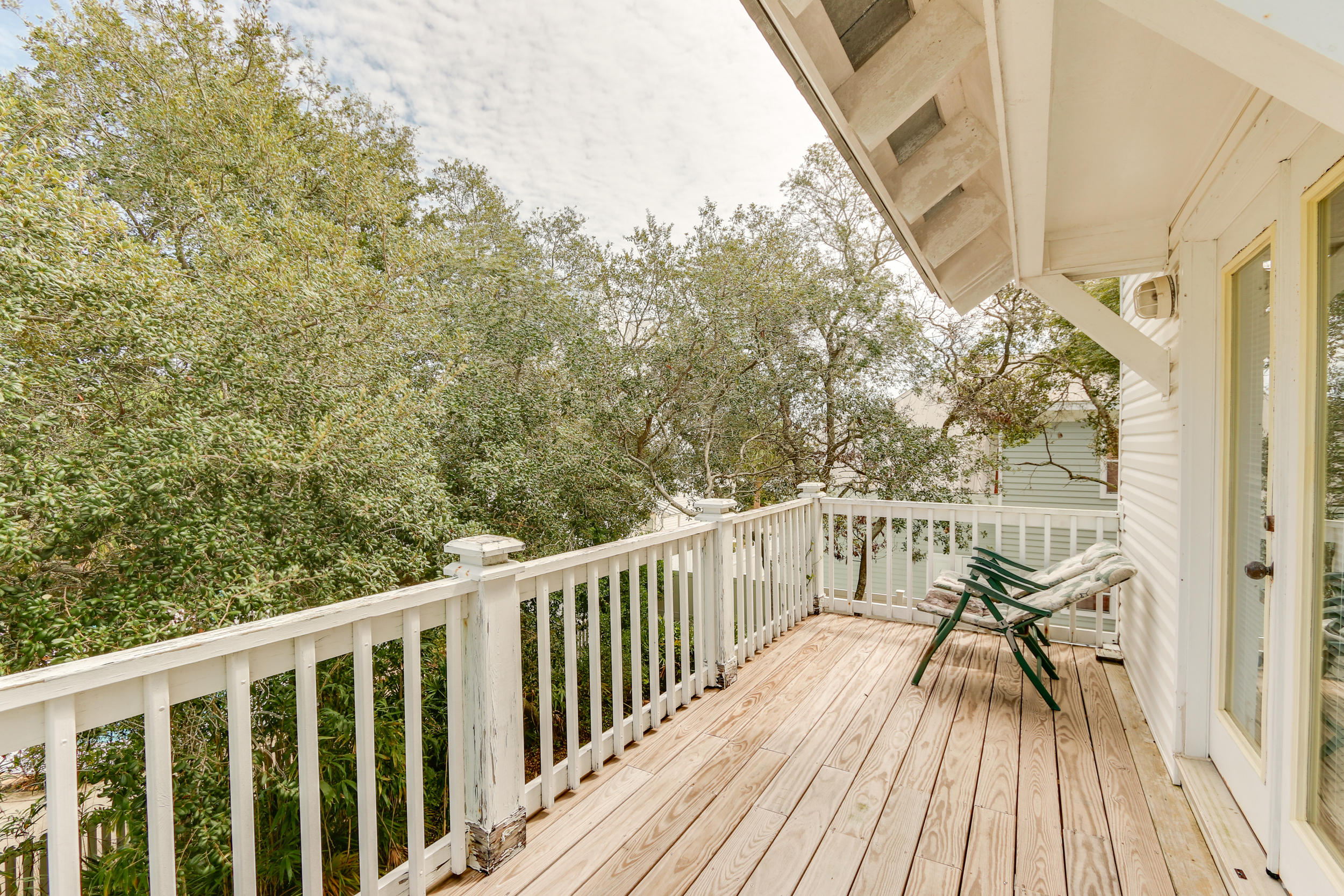 CRYSTAL BEACH - Residential