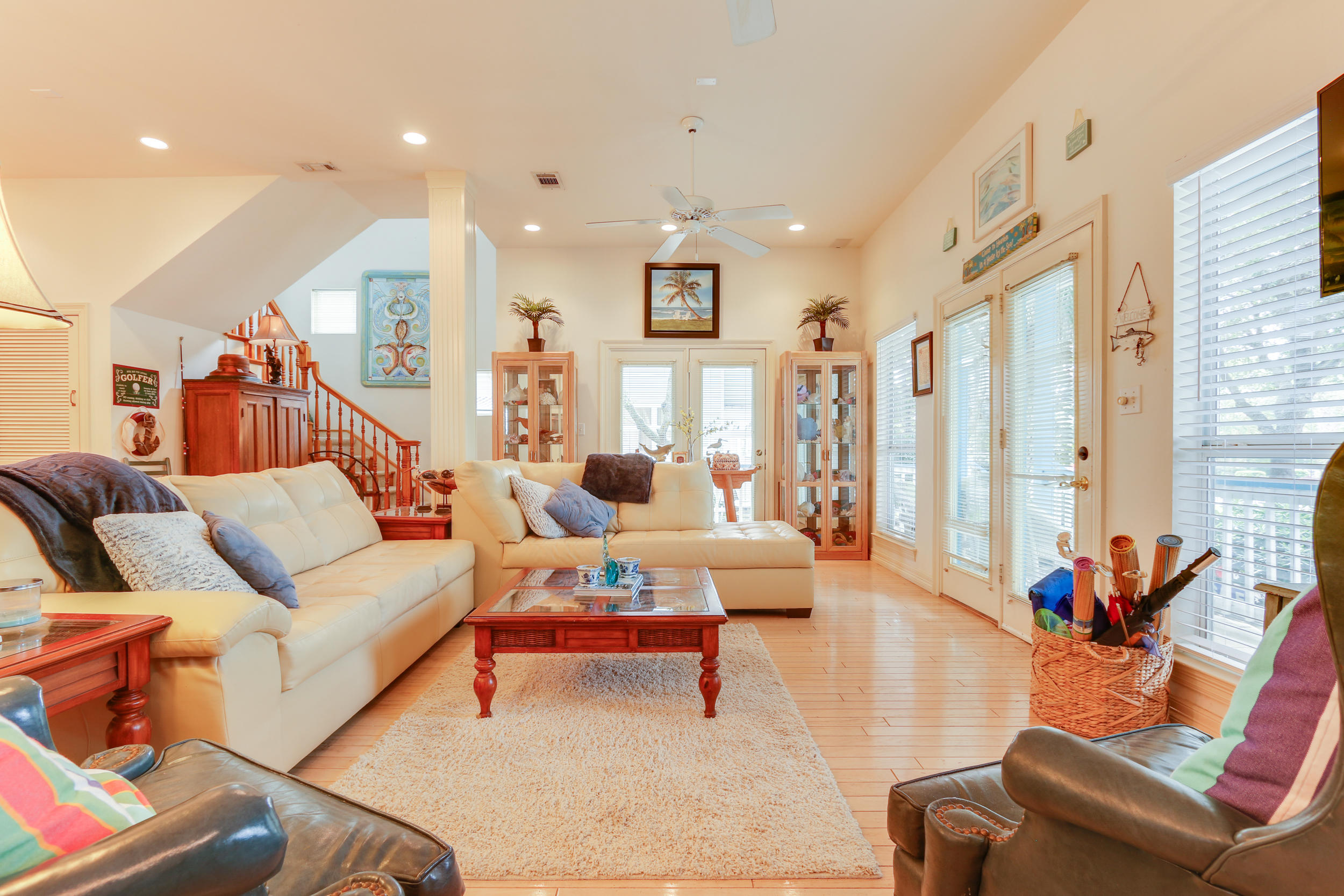 CRYSTAL BEACH - Residential