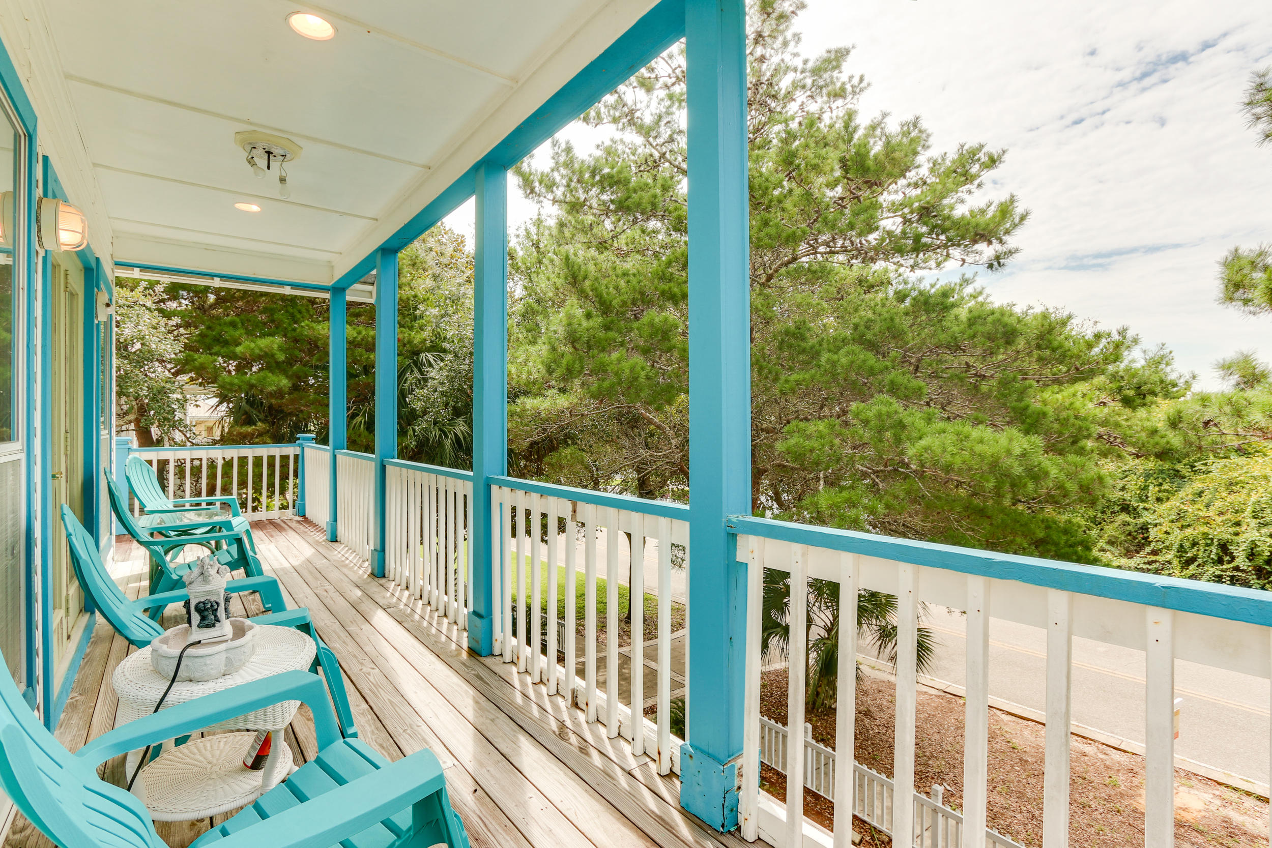 CRYSTAL BEACH - Residential