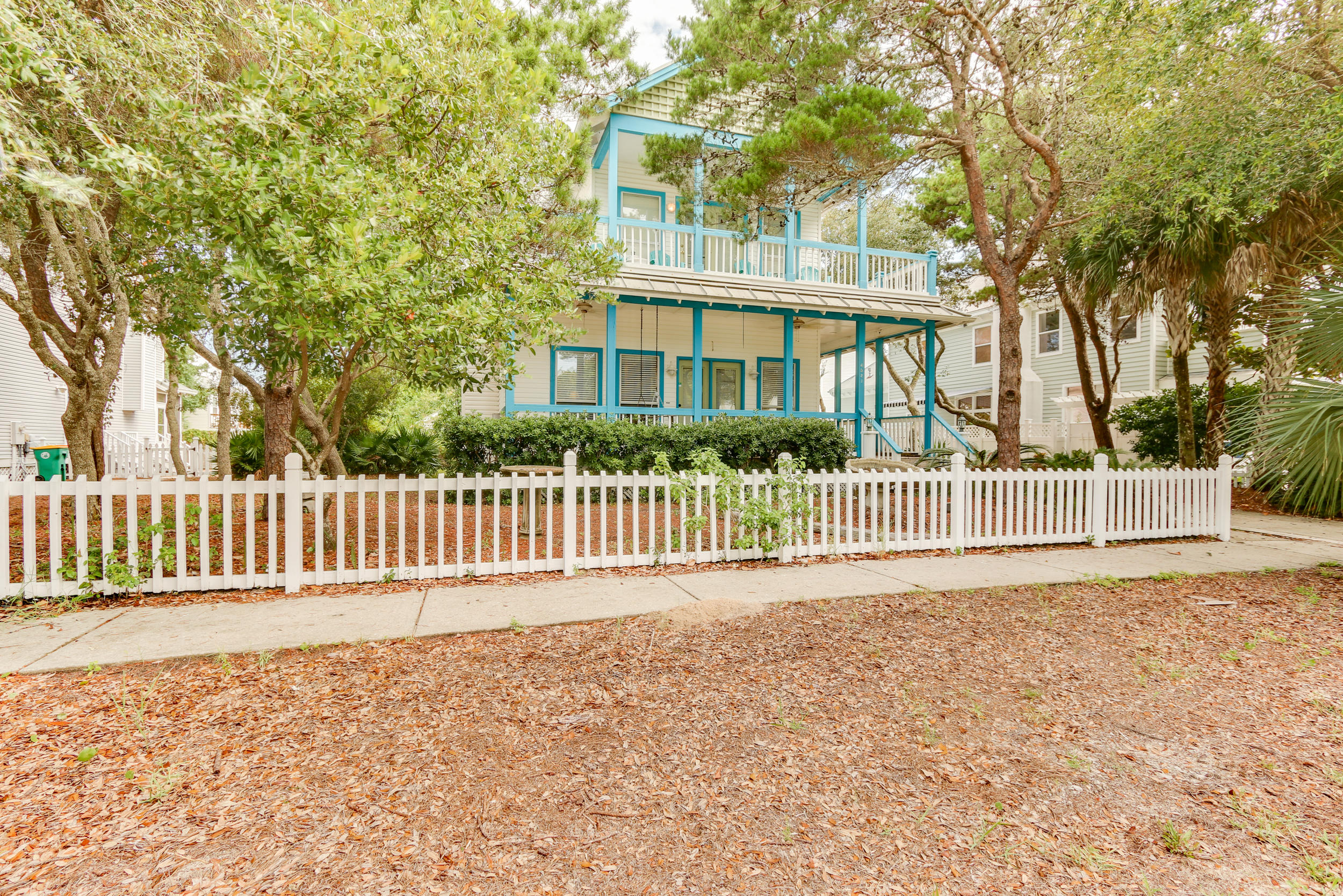 CRYSTAL BEACH - Residential