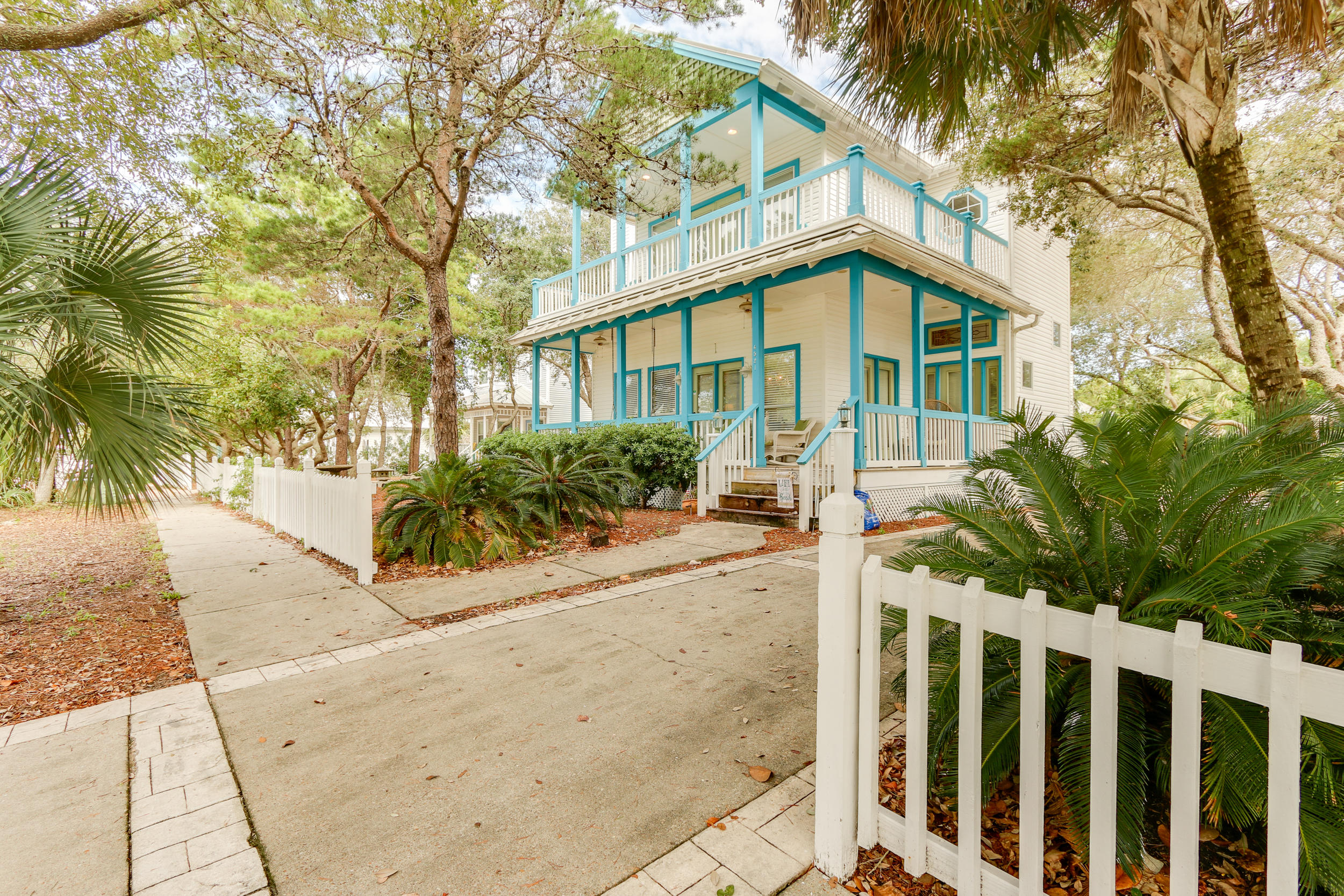 CRYSTAL BEACH - Residential