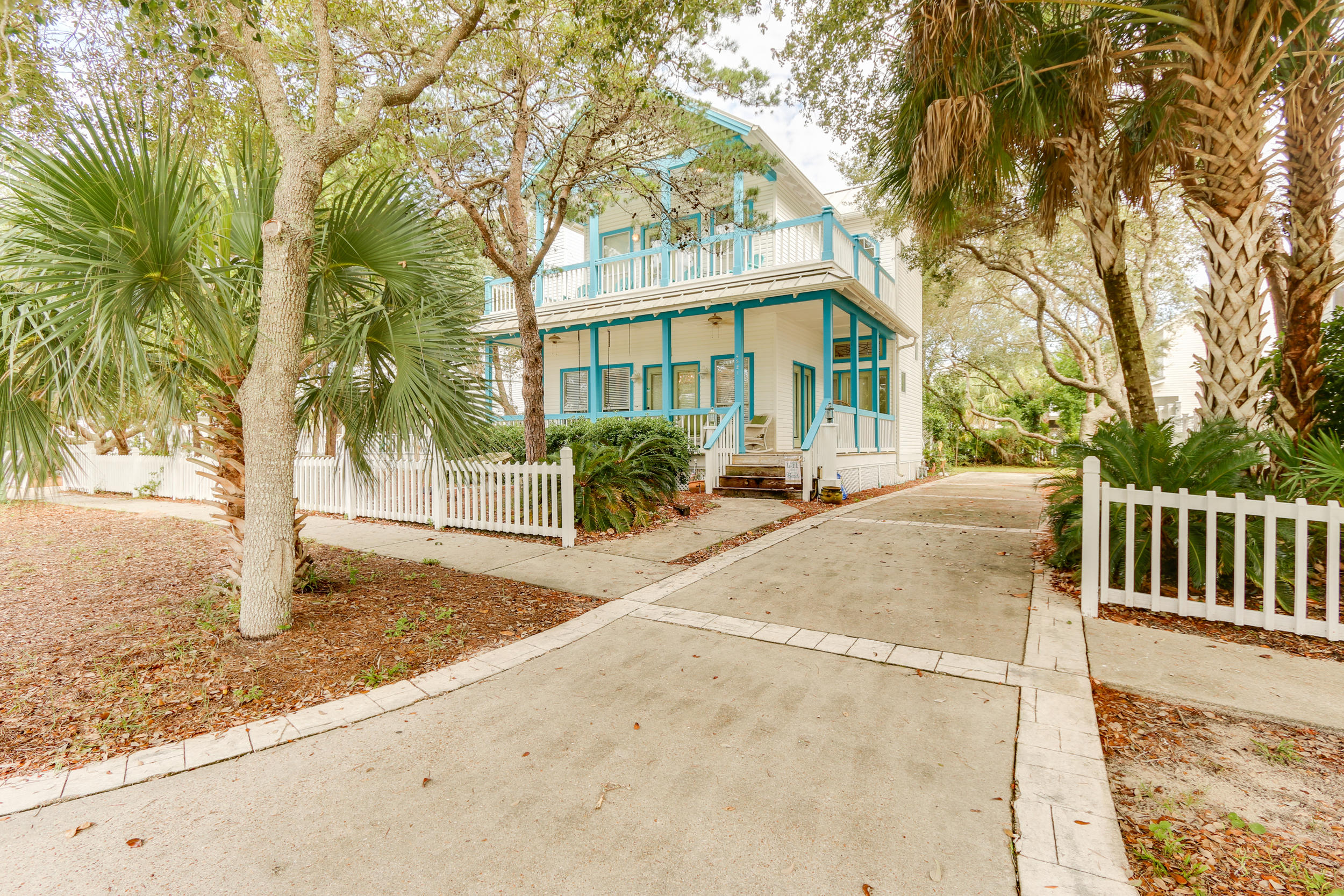CRYSTAL BEACH - Residential