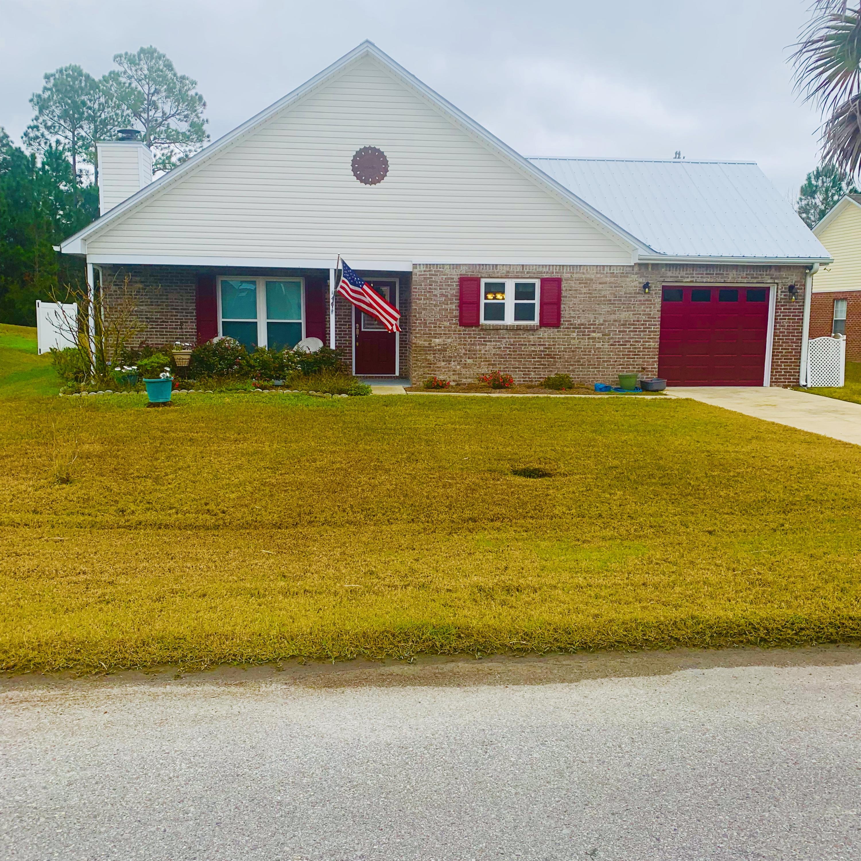 ***Home has a Contingent Offer on it as of 2-25-2020 . Home will remain active and continue to take back up offers until financing contingency is lifted.*** BETTER THAN NEW ! EXCELLENT LOCATION!
NO HOA FEES! This little gem is in the Brandon Oaks Subdivision and is close to the Bay,Area Beaches and shopping. Public boat launch is only 2 minutes south of the property.New Metal Roof installed 2019 , New AC was installed in 2018 ,NO Carpets ! Pergo and tile for flooring. New Cast Iron Kitchen sink. Lights in all closets. Wood -burning fireplace. New double hung ,double pane windows. New Water heater installed 2018. Pull down stairs and attic space. Garage floors have been sealed and painted . New garage door opener. New screened in porch 2018. Make your appointment today.