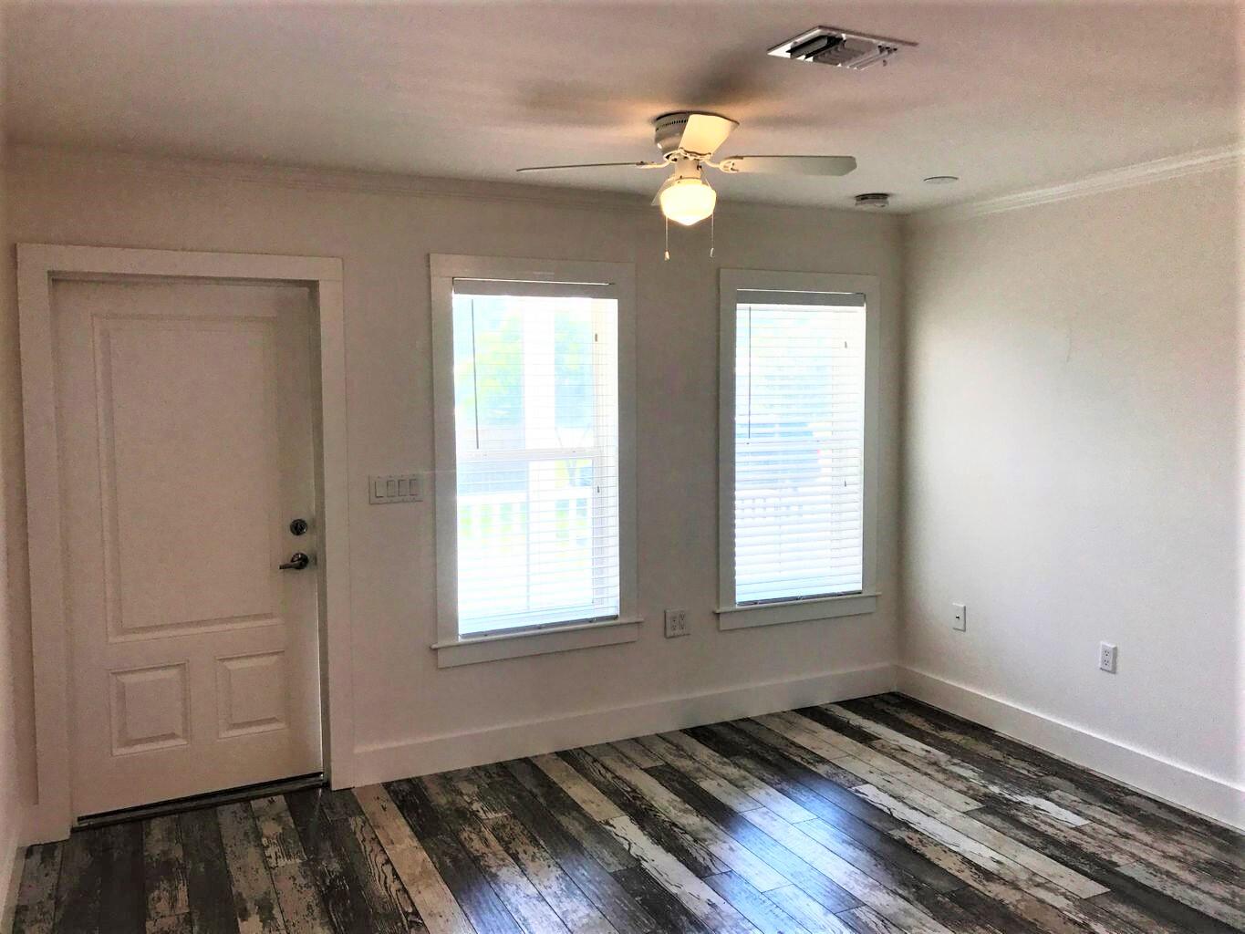 MACK BAYOU PARK - Residential Lease