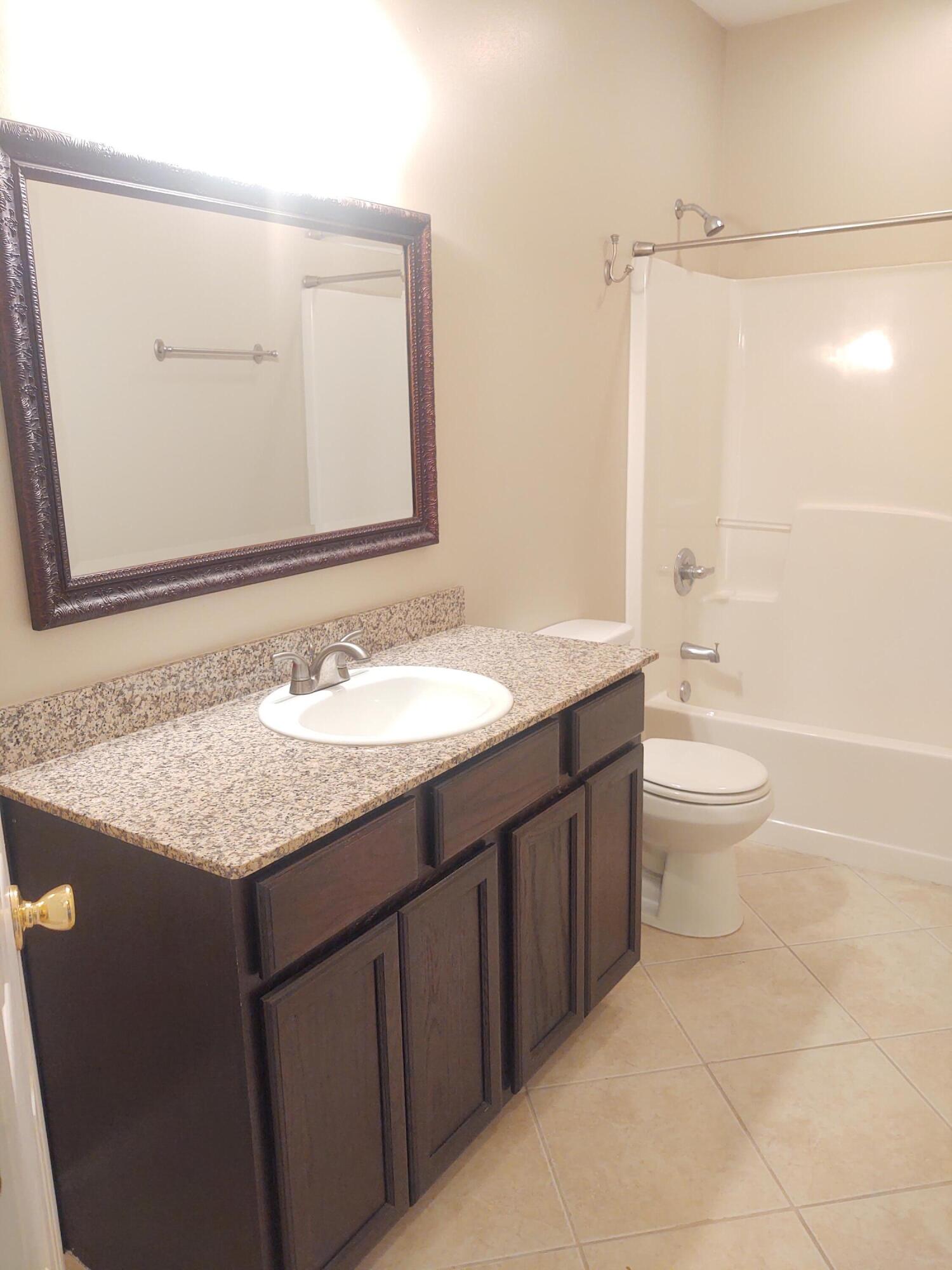 FWC FOREST WAY - Residential Lease