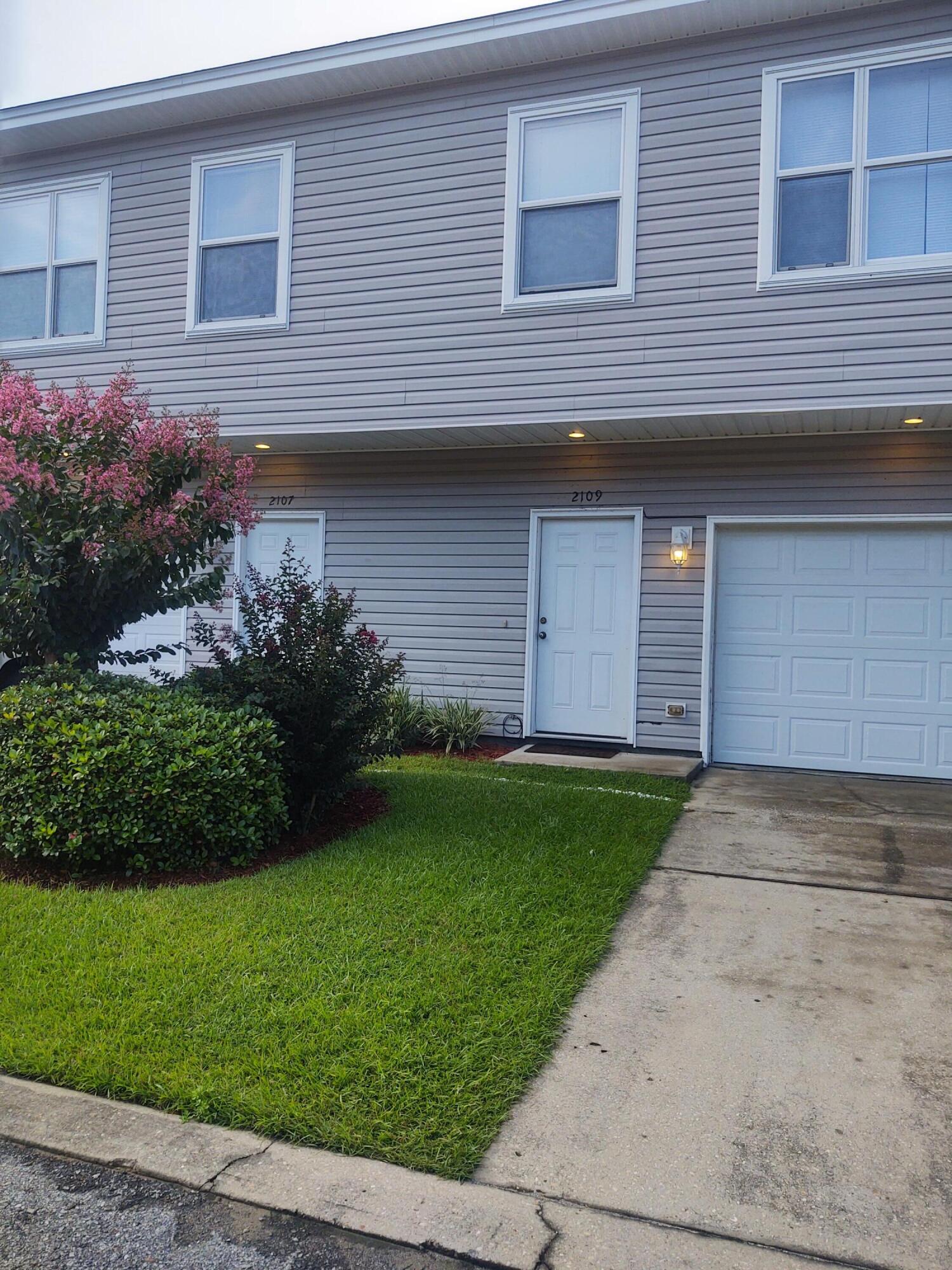 FWC FOREST WAY - Residential Lease